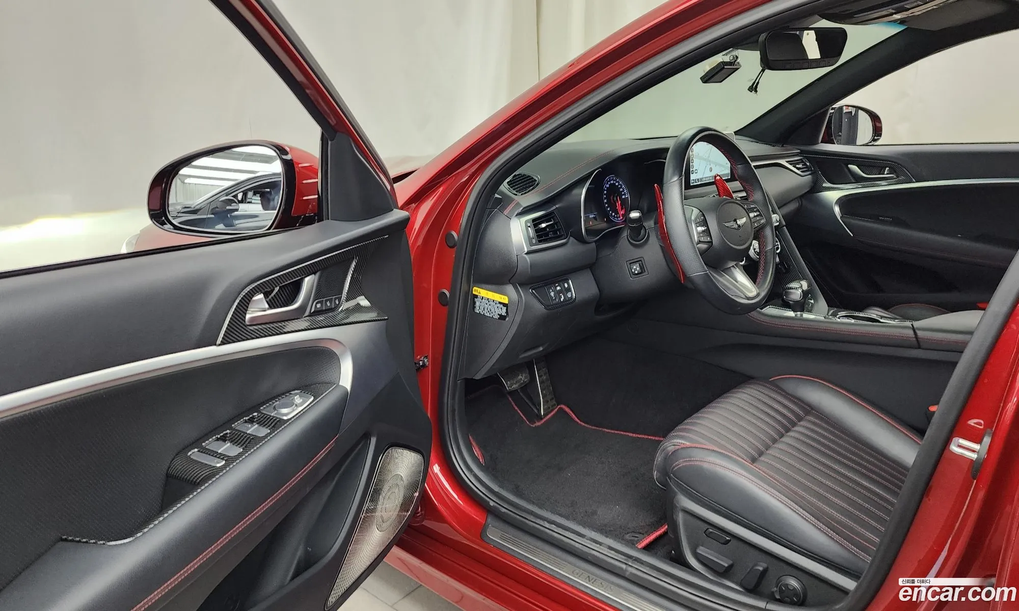 Genesis G70 2019 KMTG341ADKU047442 — 18