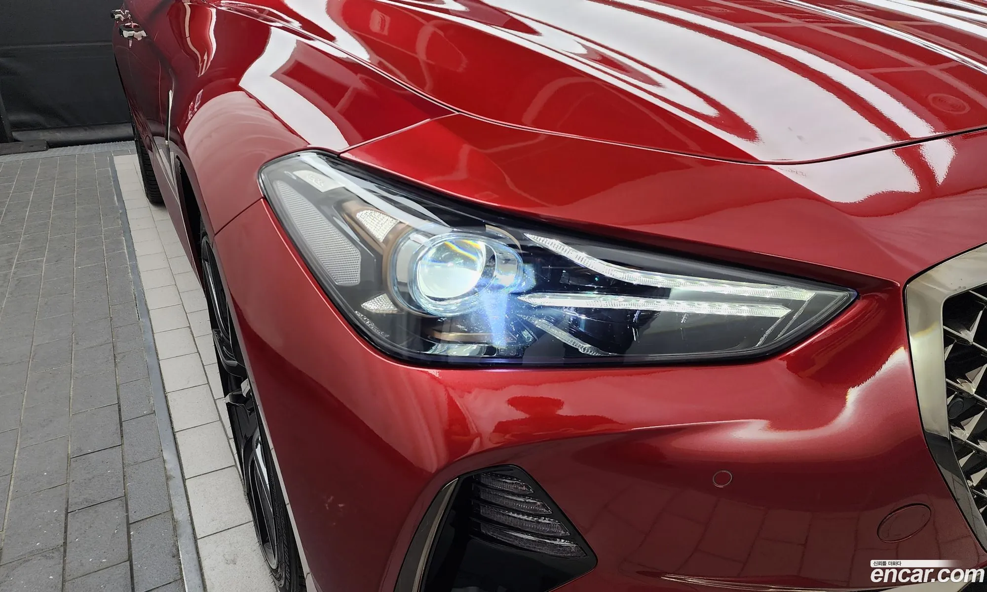 Genesis G70 2019 KMTG341ADKU047442 — 10