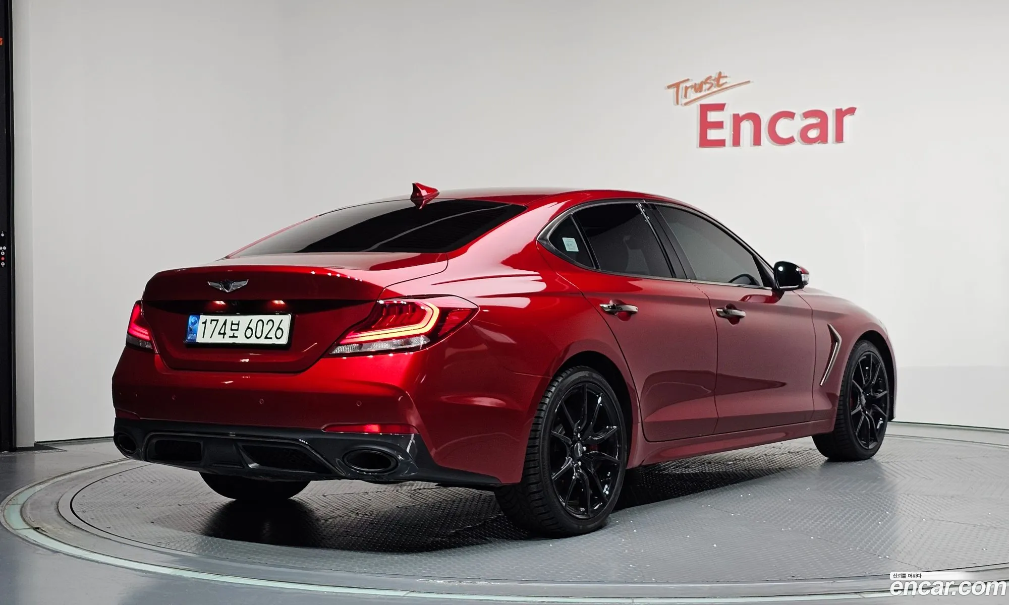 Genesis G70 2019 KMTG341ADKU047442 — 31