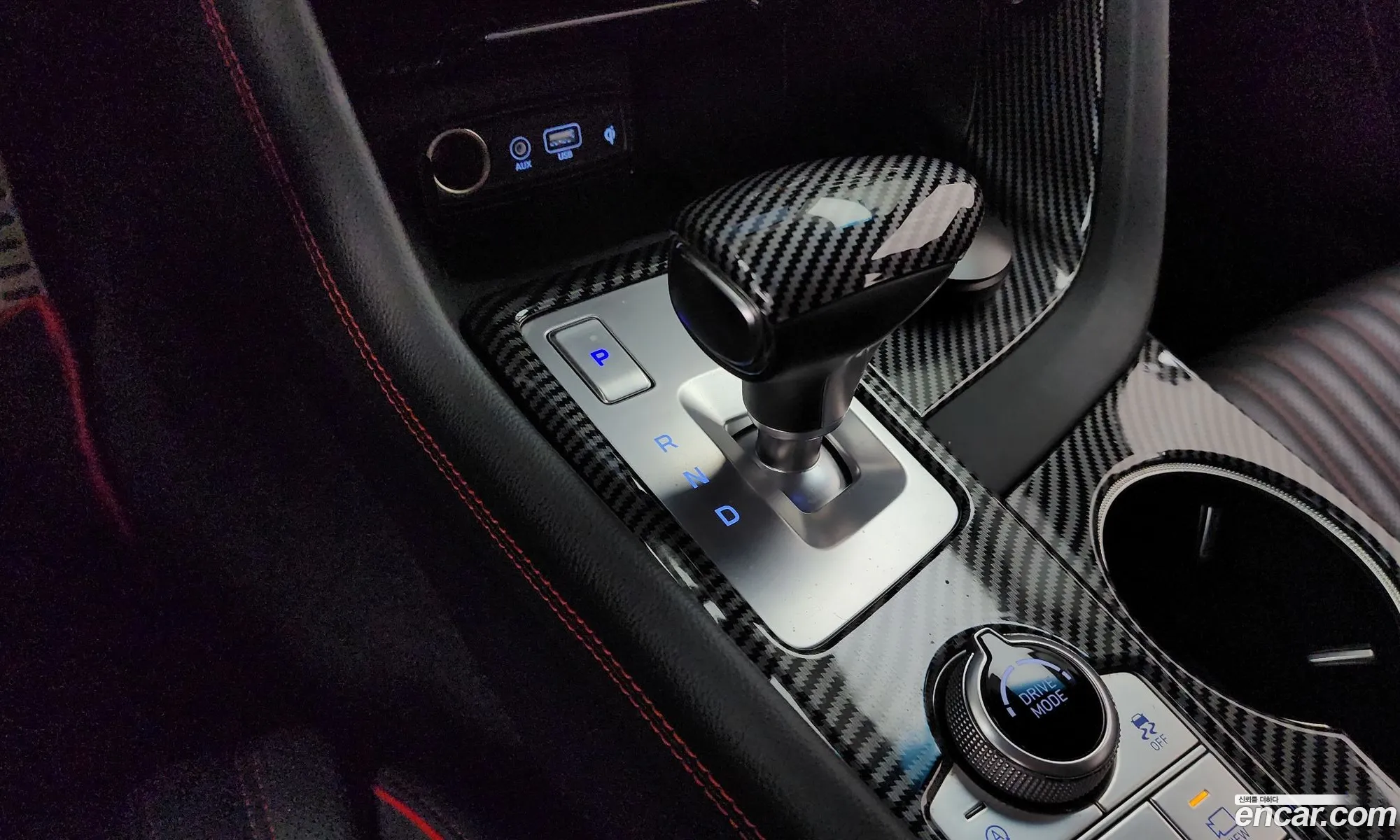Genesis G70 2019 KMTG341ADKU047442 — 6