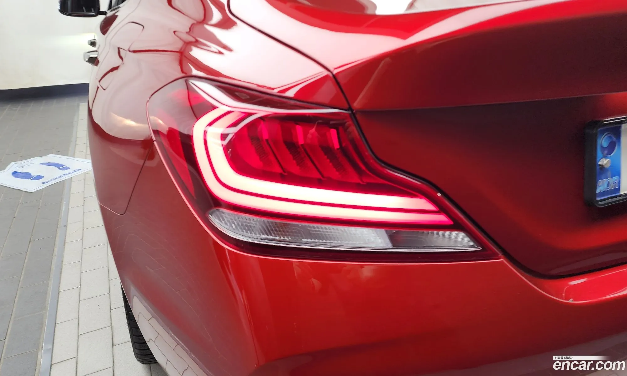 Genesis G70 2019 KMTG341ADKU047442 — 4