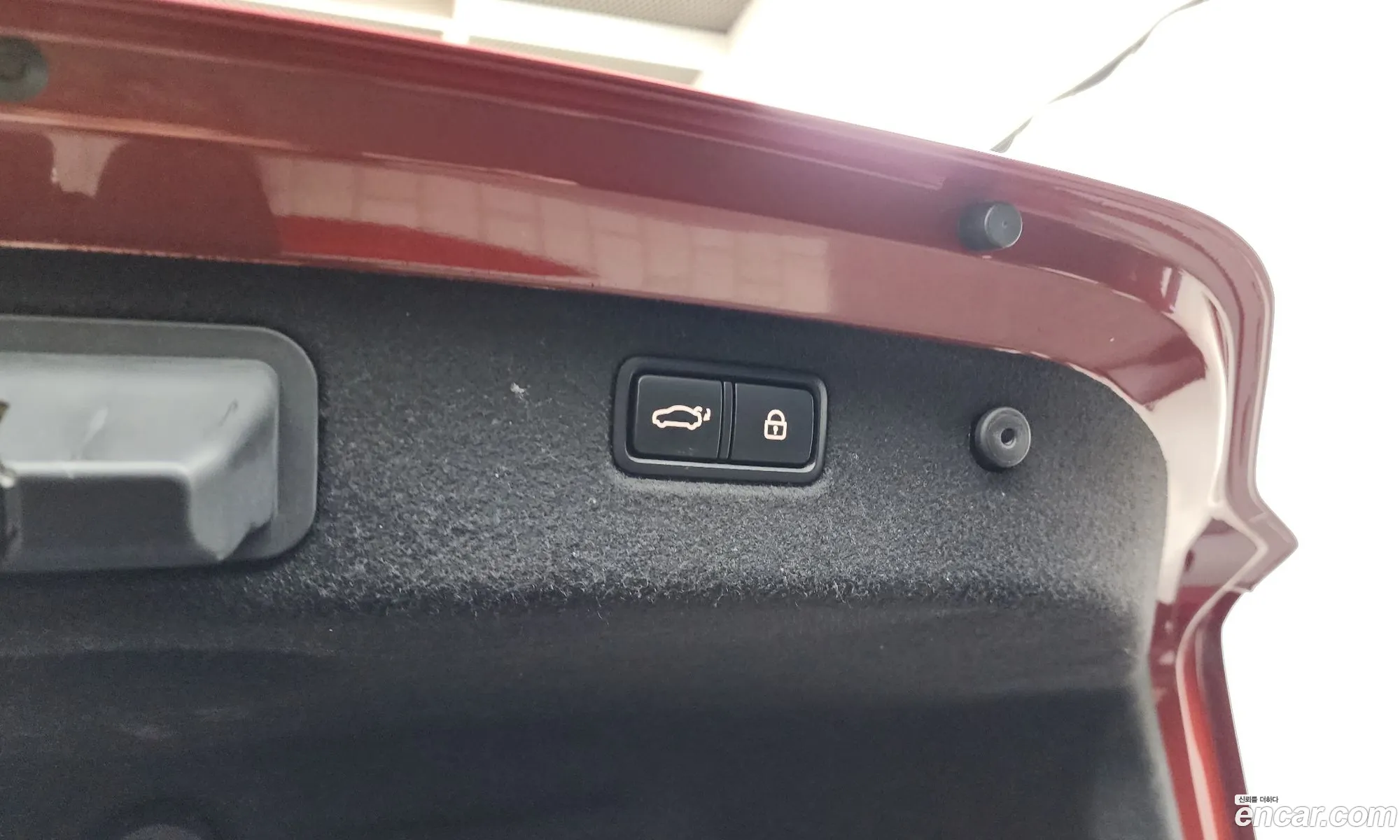 Genesis G70 2019 KMTG341ADKU047442 — 17
