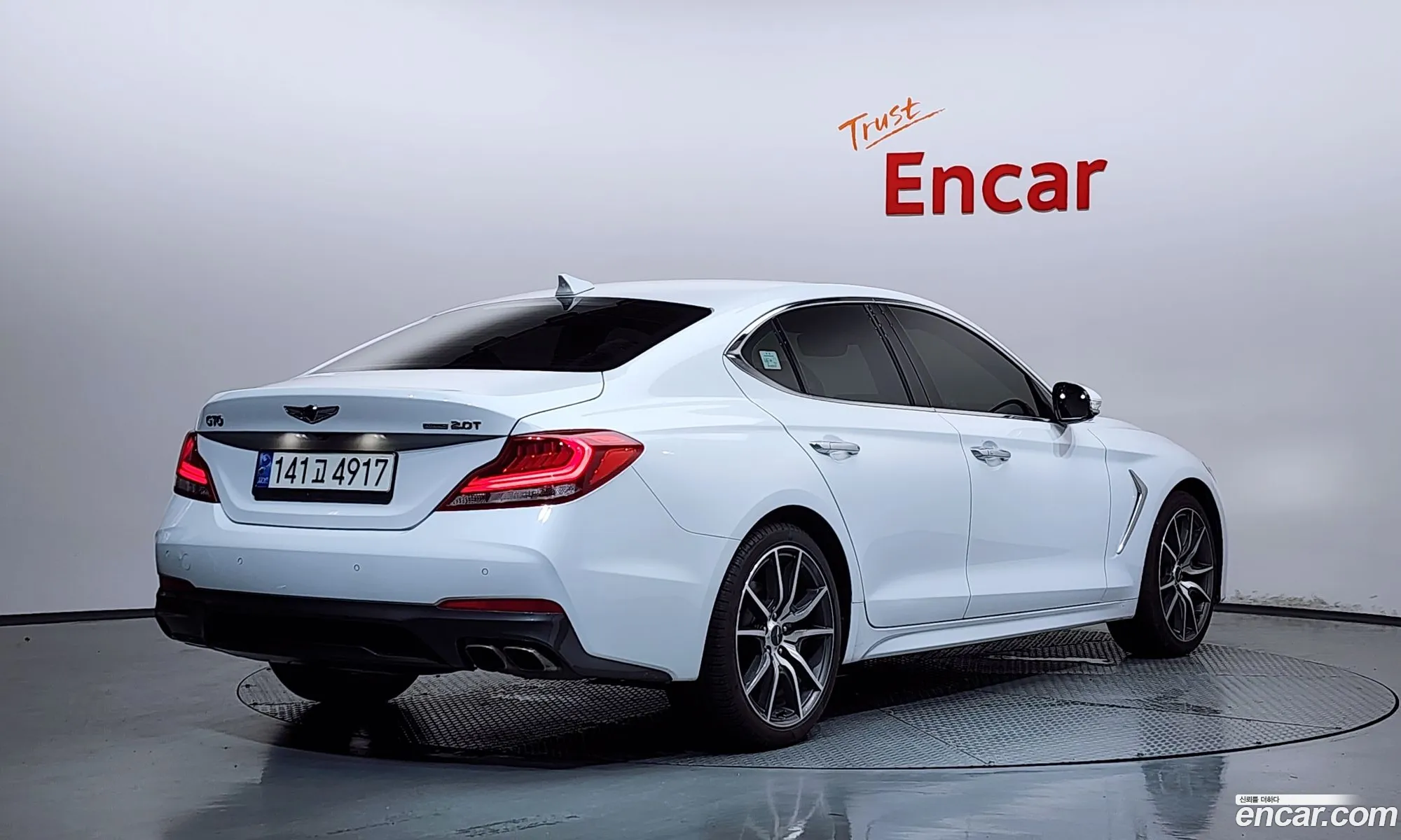 Genesis G70 2018 — 12