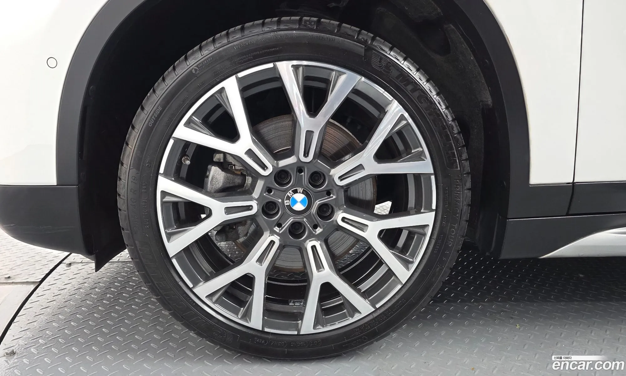 BMW X1 2022 WBA11DG09N5V29761 — 23