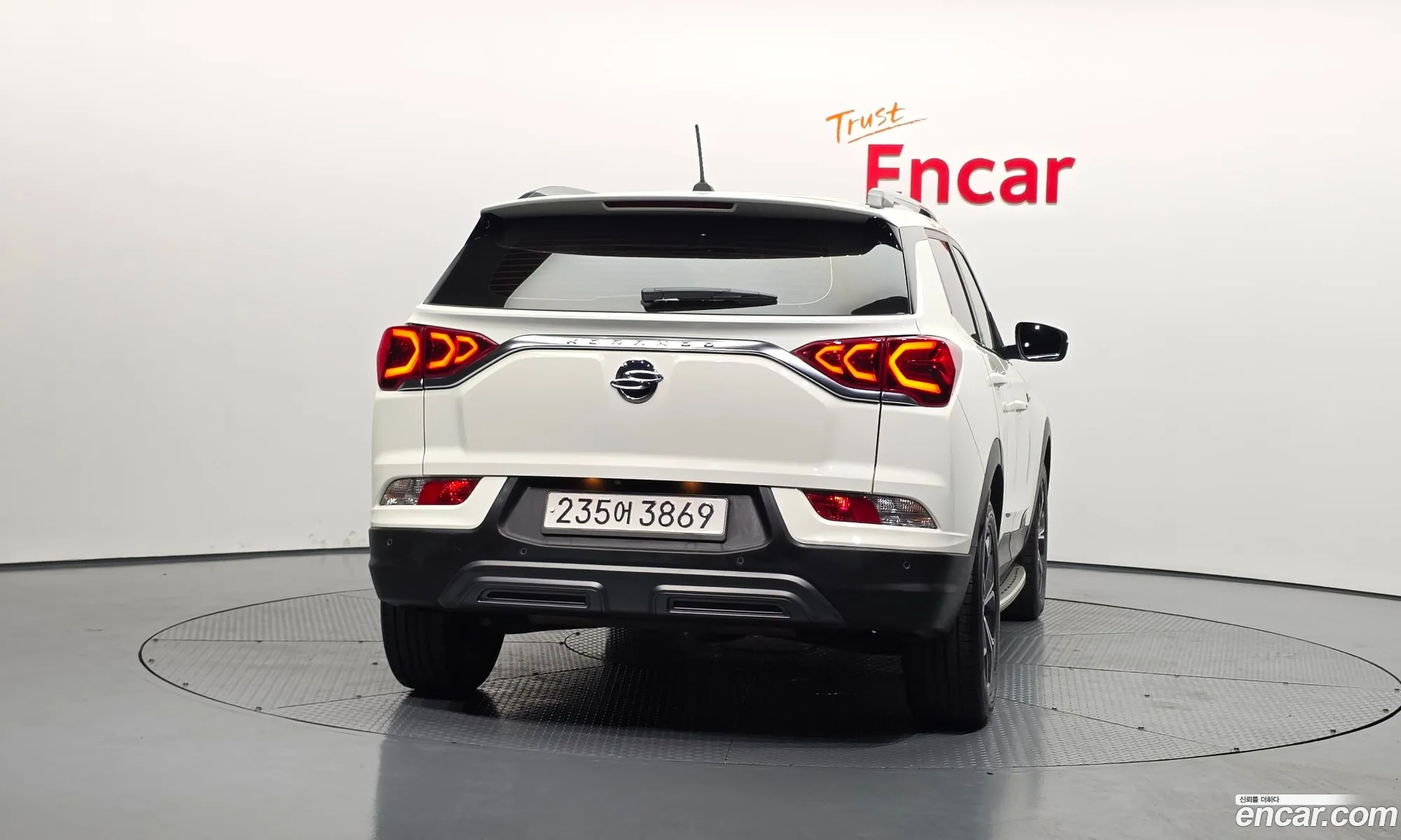 KG Mobility (SsangYong) Beautiful Korando 2020 — 30