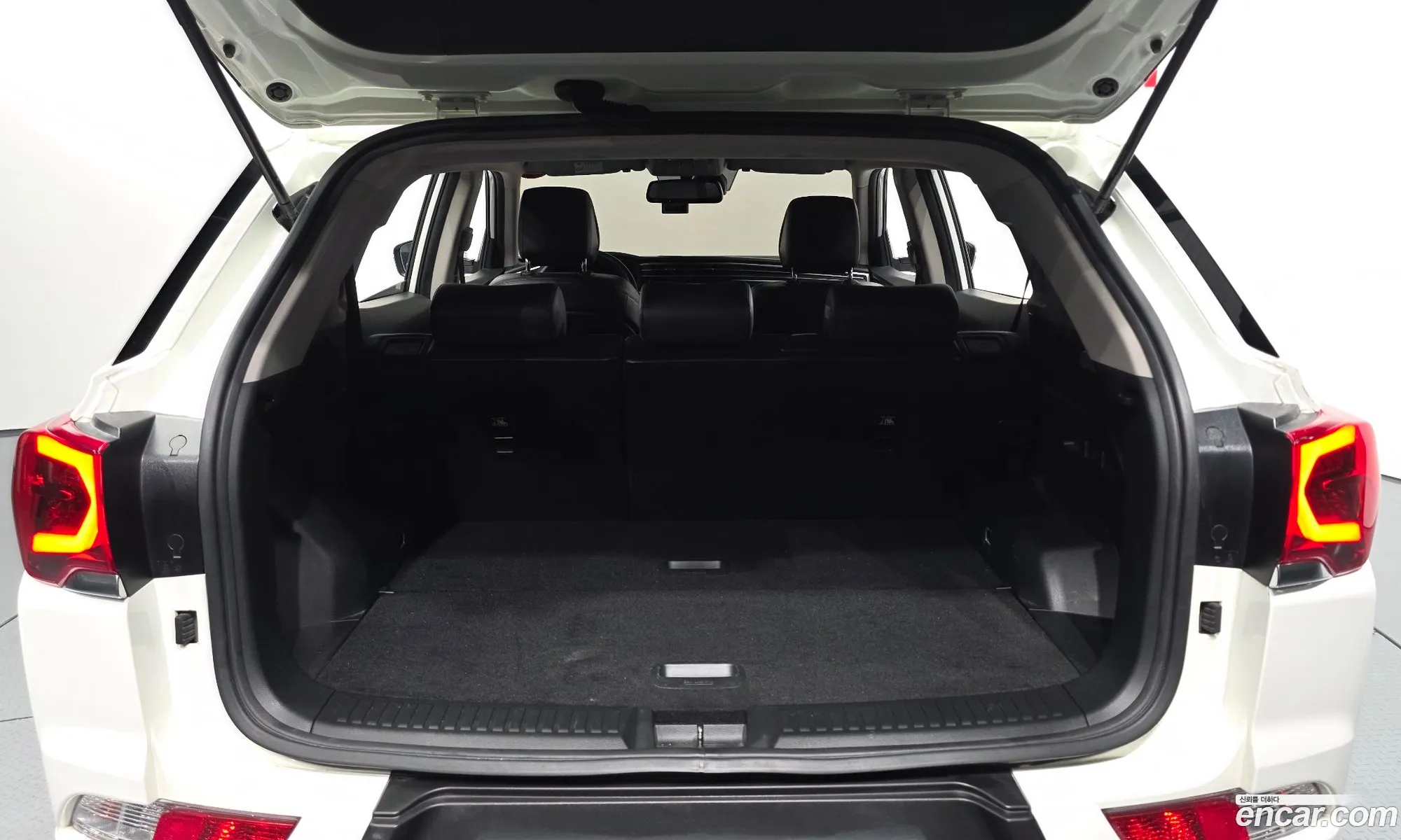 KG Mobility (SsangYong) Beautiful Korando 2020 — 18