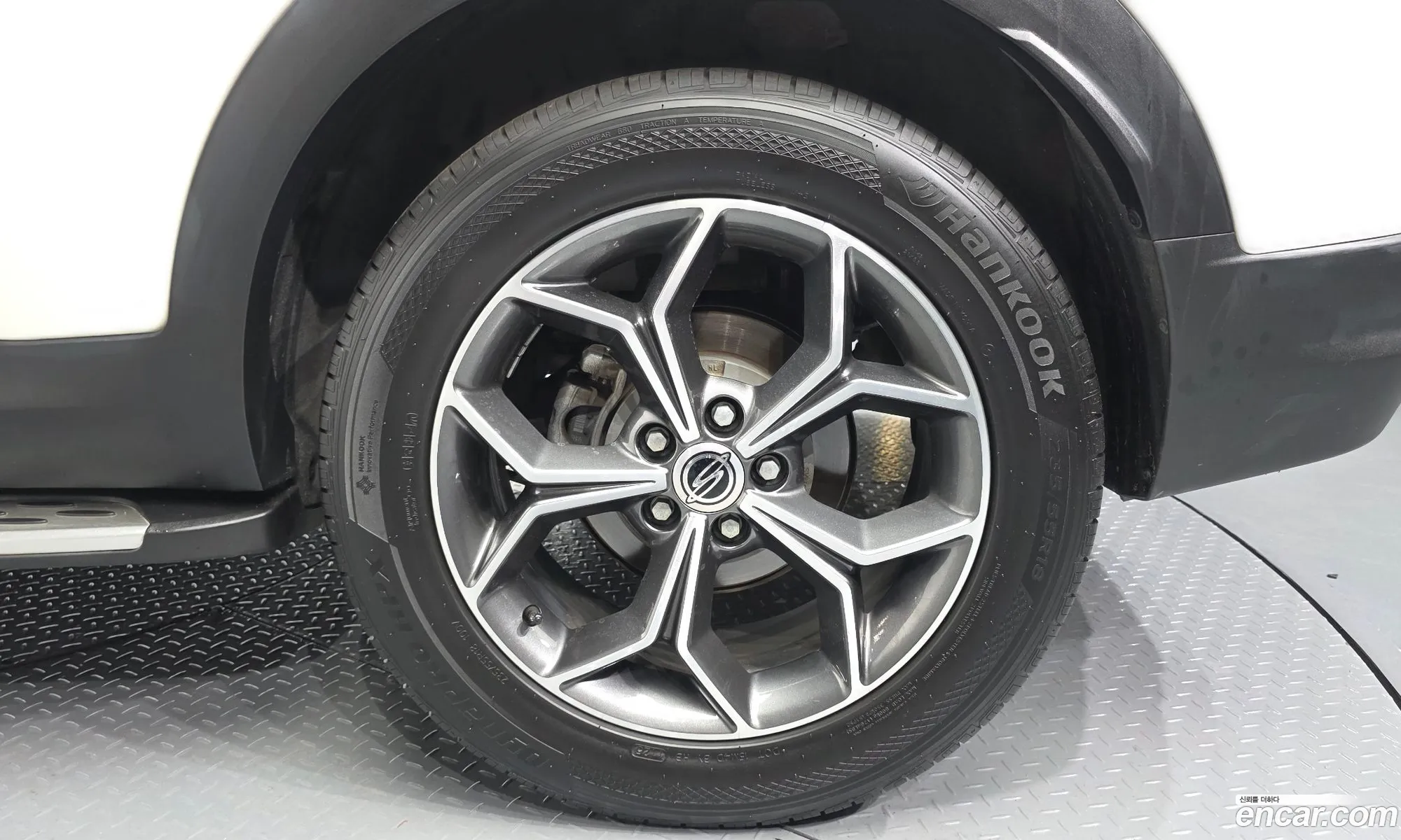 KG Mobility (SsangYong) Beautiful Korando 2020 — 29