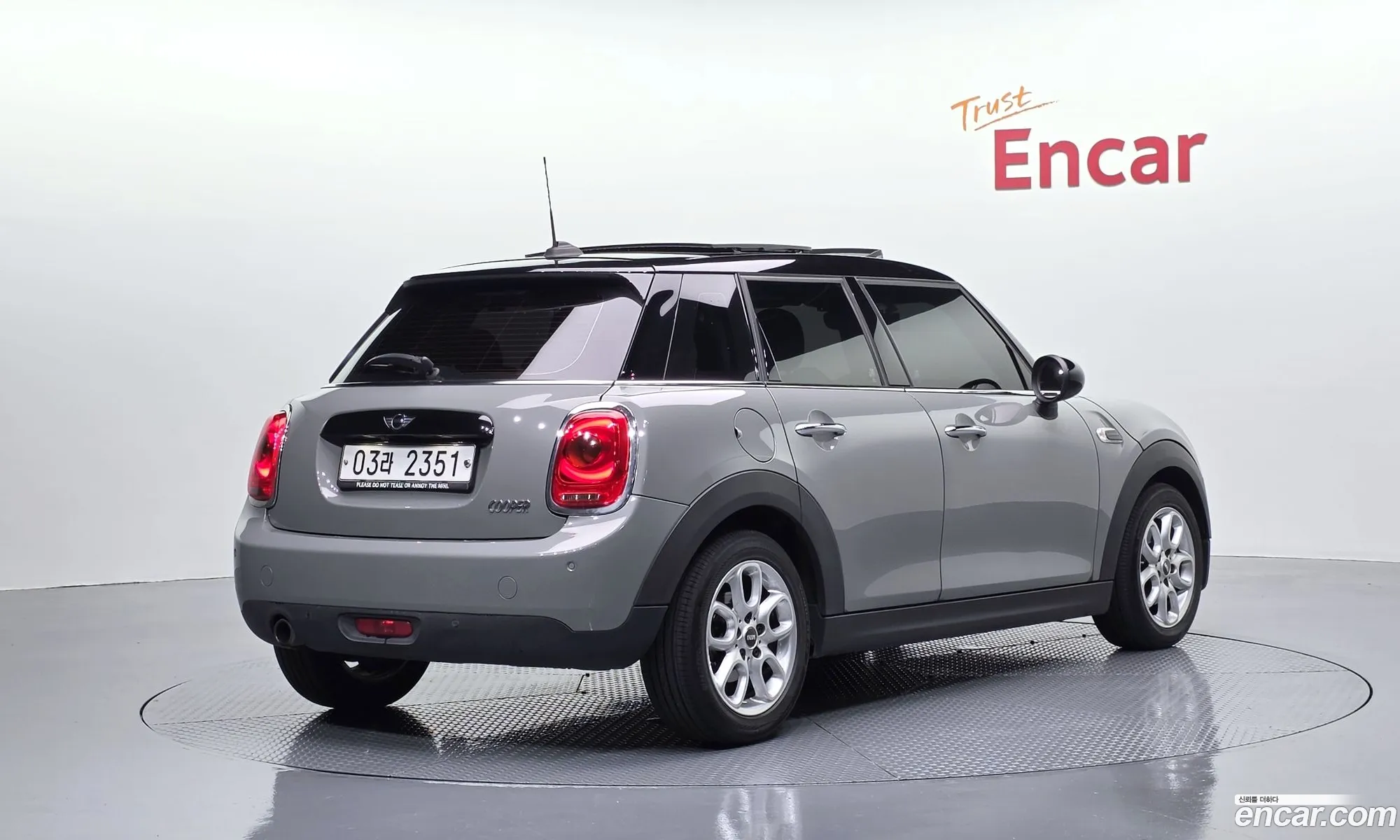 Mini Cooper 2017 WMWXU1104J2H04036 — 18
