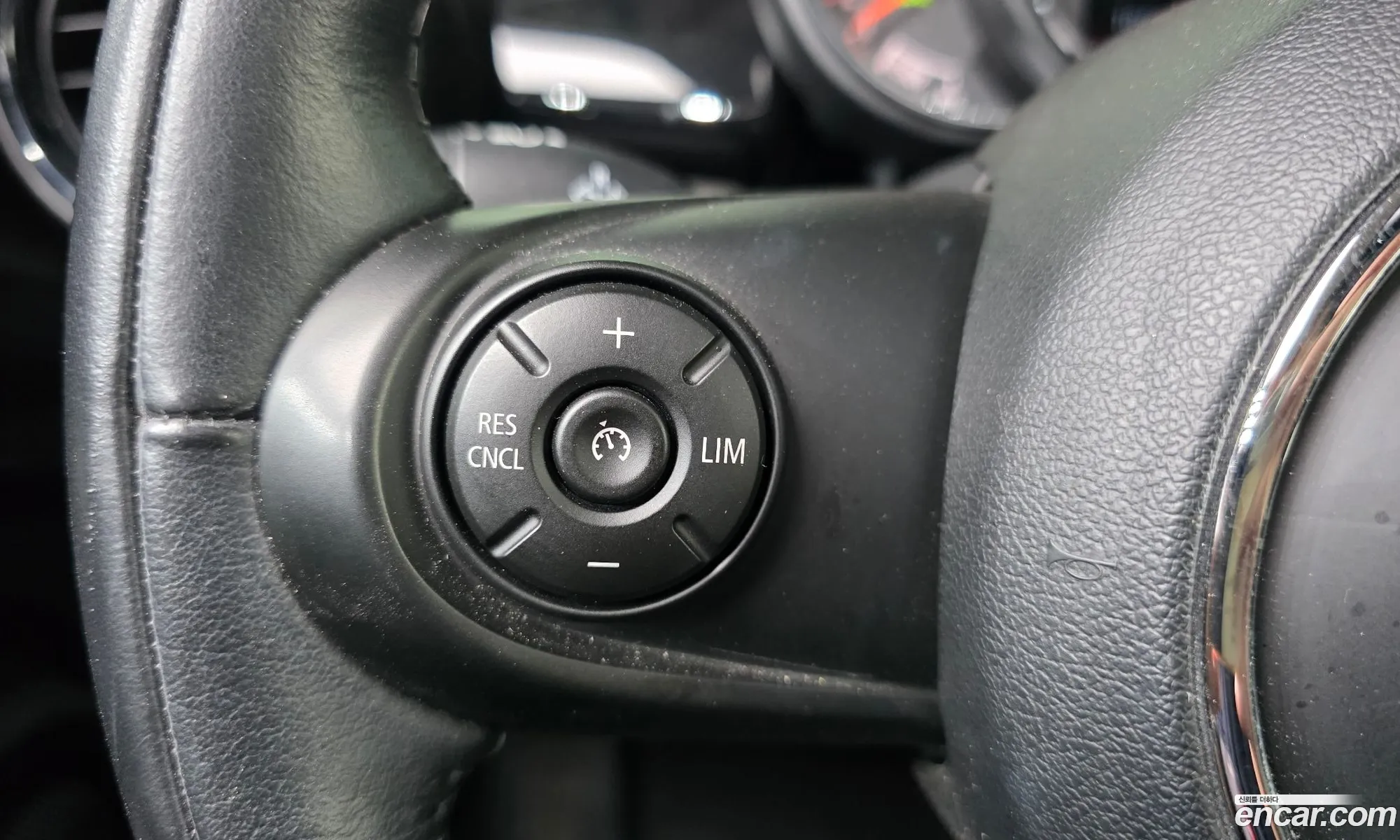 Mini Cooper 2017 WMWXU1104J2H04036 — 16