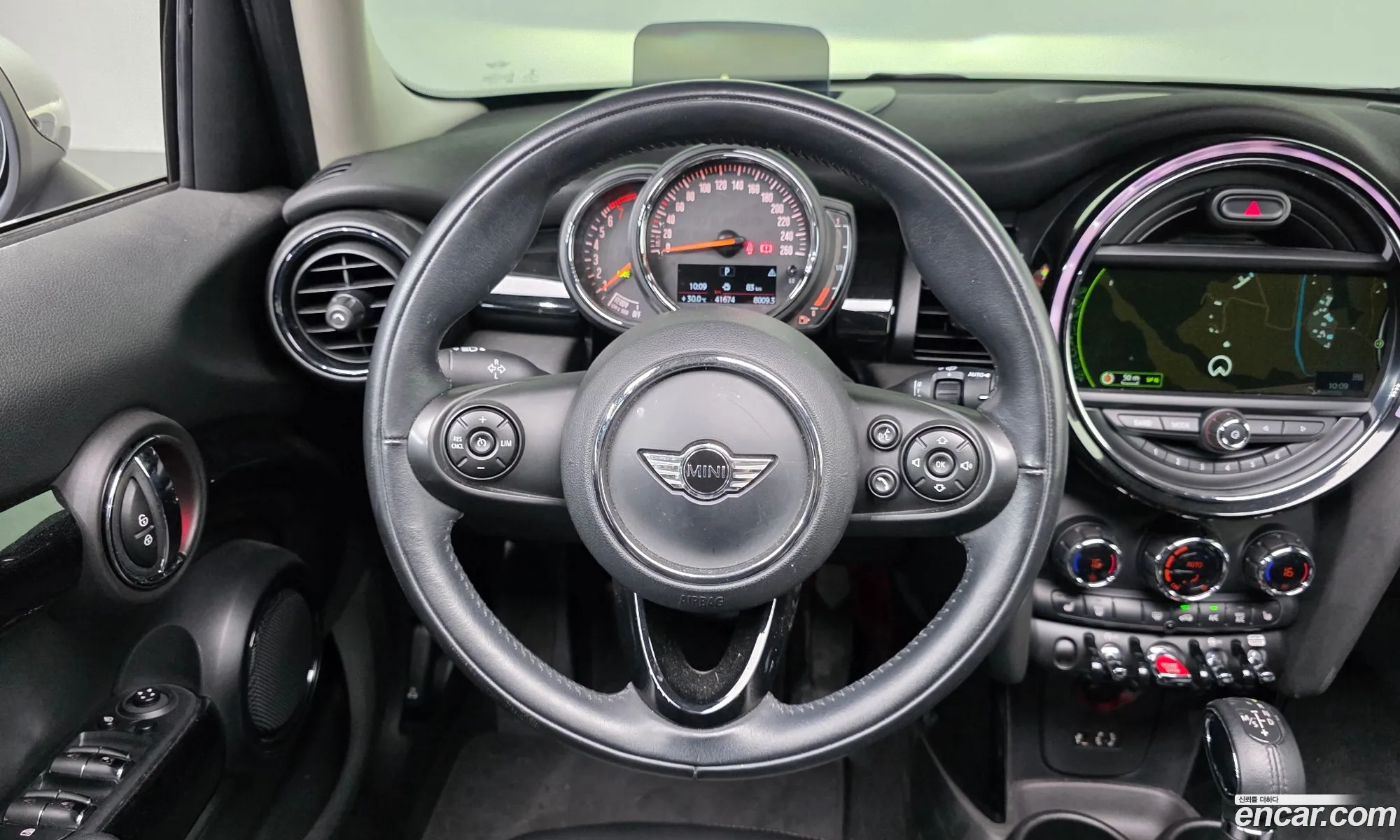 Mini Cooper 2017 WMWXU1104J2H04036 — 13