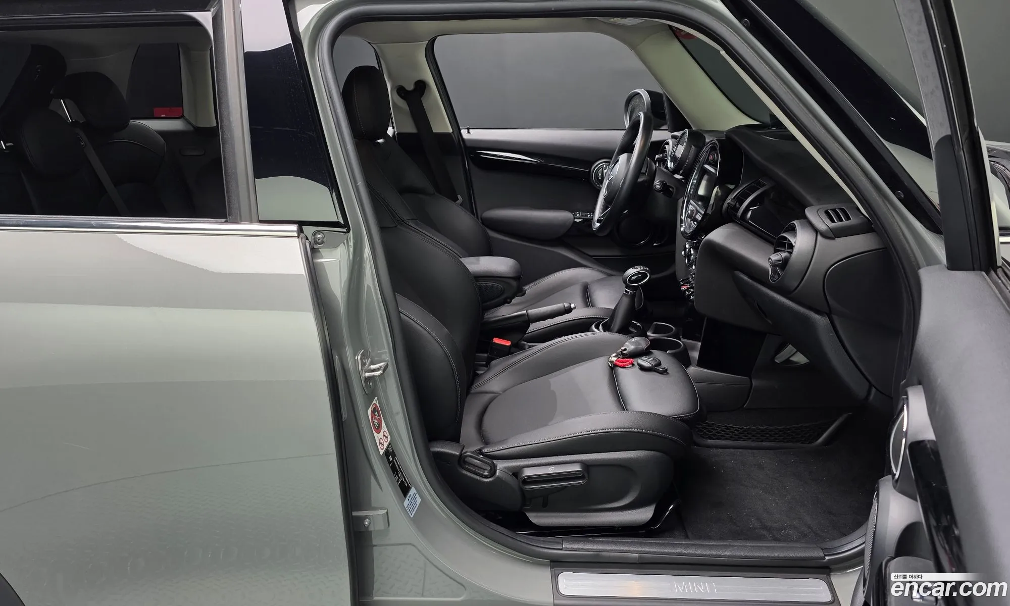 Mini Cooper 2017 WMWXU1104J2H04036 — 21
