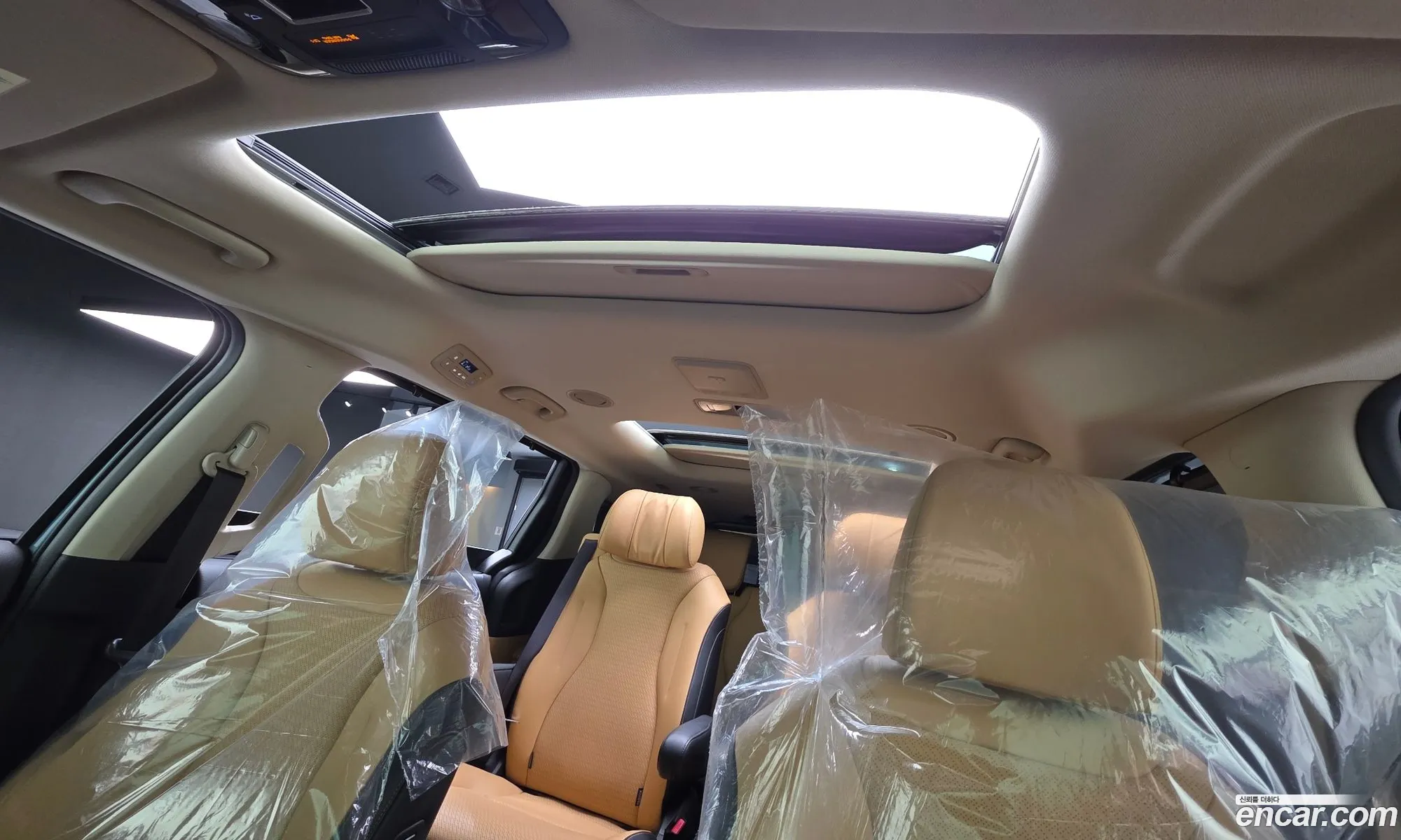Kia Carnival 2022 KNANE81BBNS174312 — 17