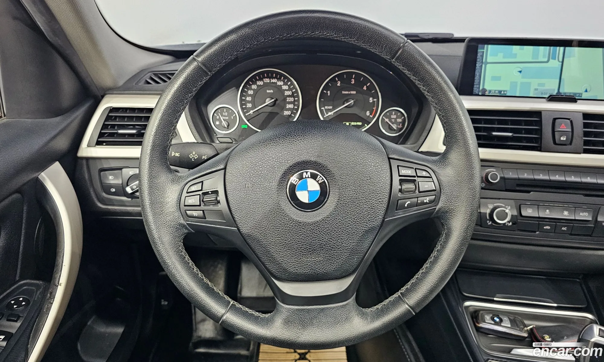 BMW 3 Series 2015 WBA3E1109FF948015 — 2