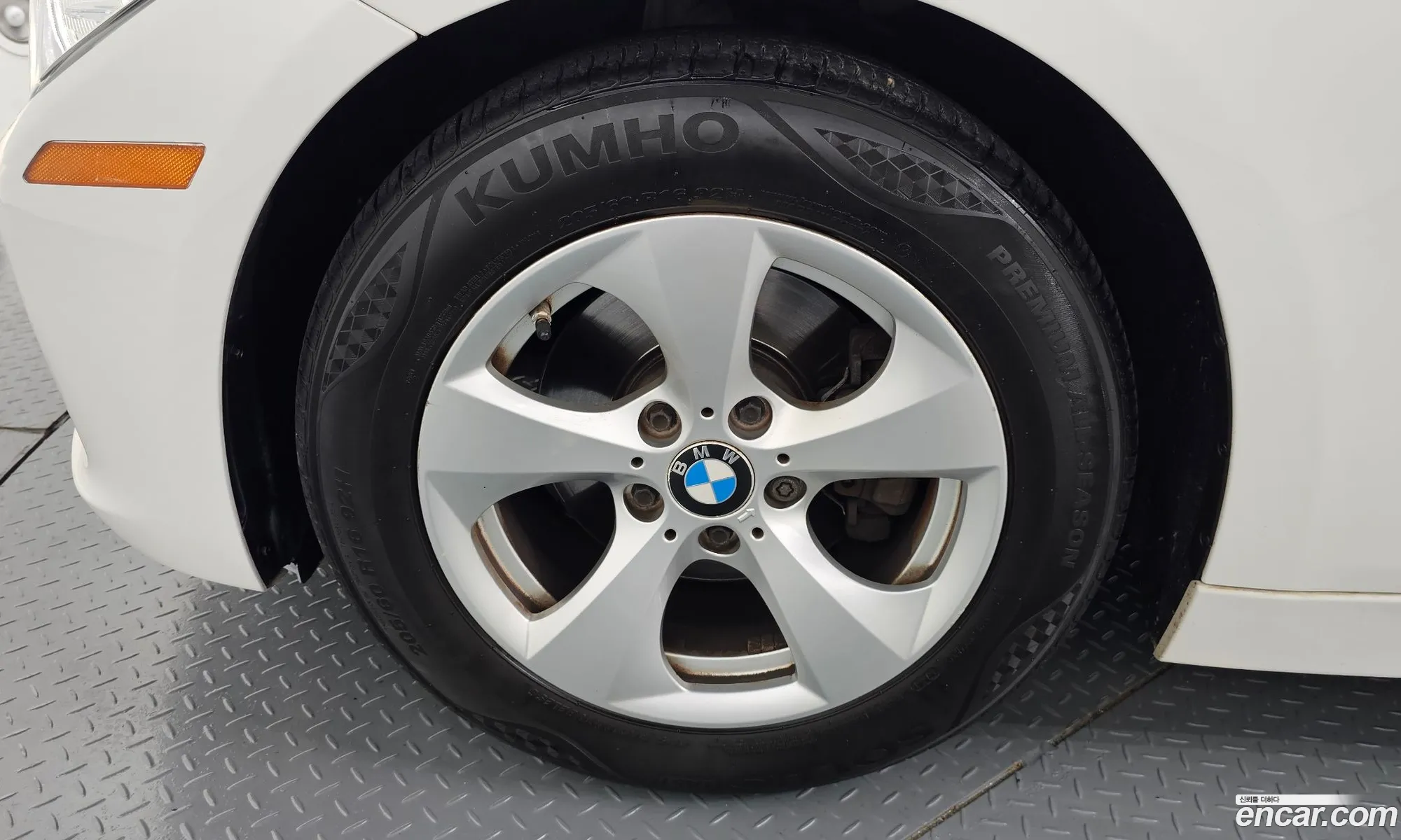 BMW 3 Series 2015 WBA3E1109FF948015 — 16