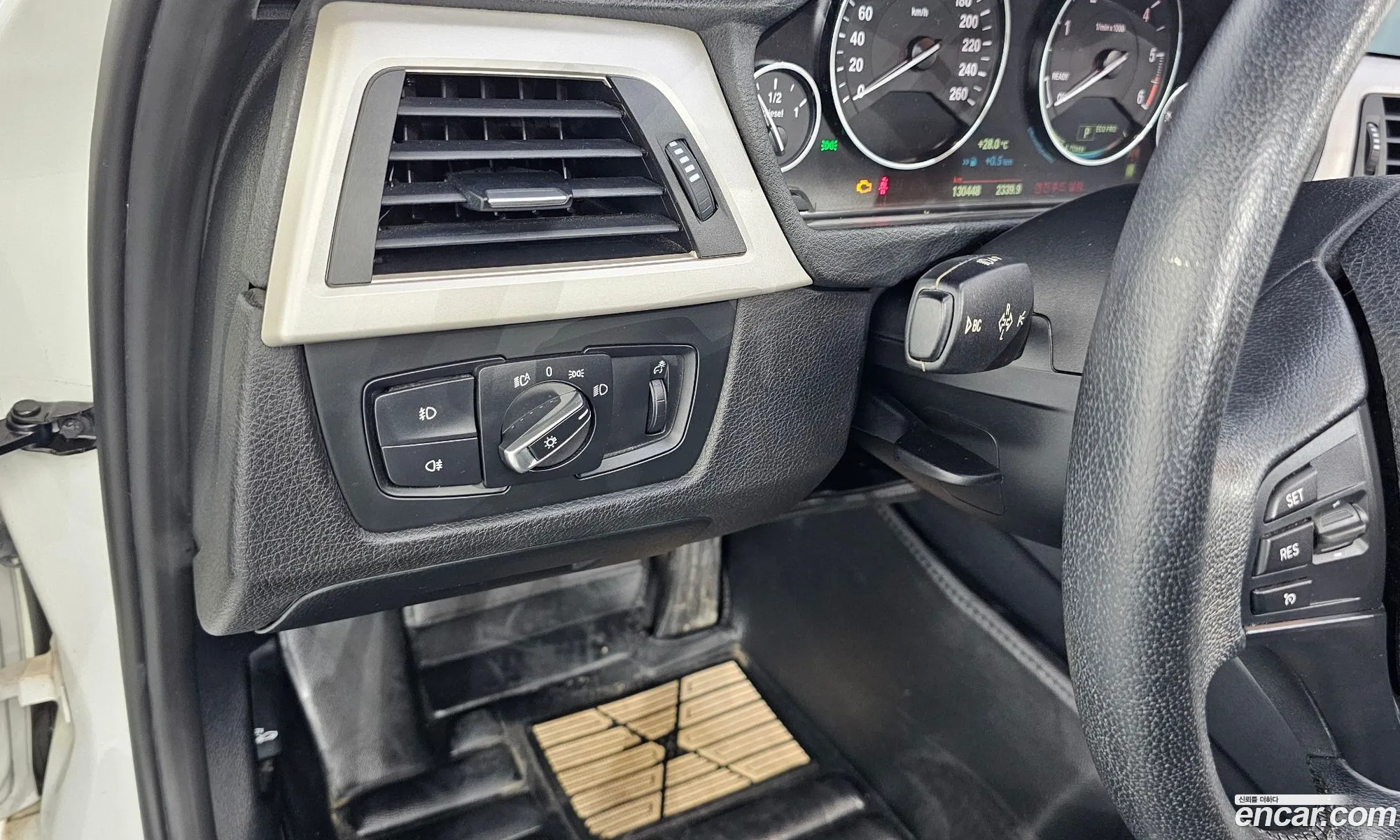 BMW 3 Series 2015 WBA3E1109FF948015 — 9