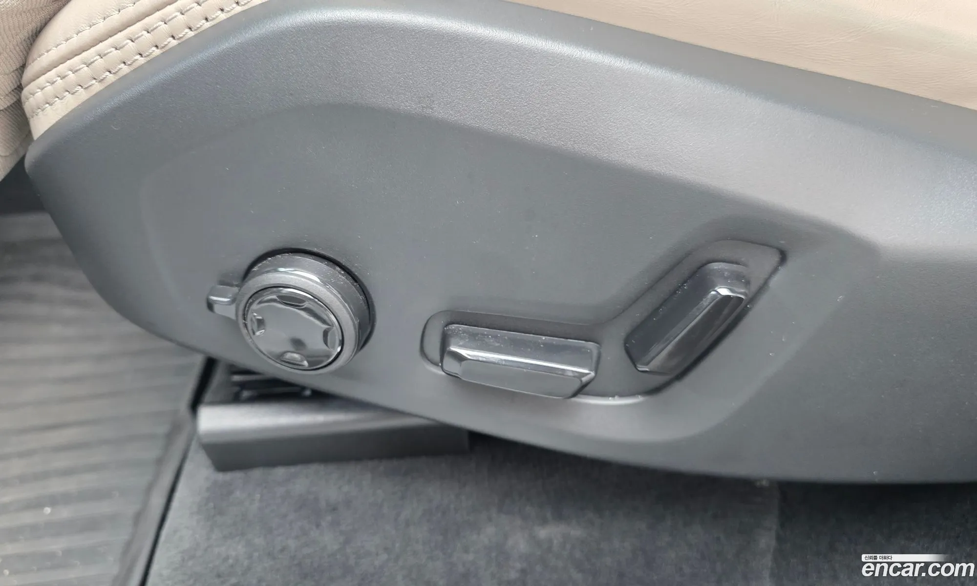 Volvo XC90 2025 YV1LF0623T1451159 — 35