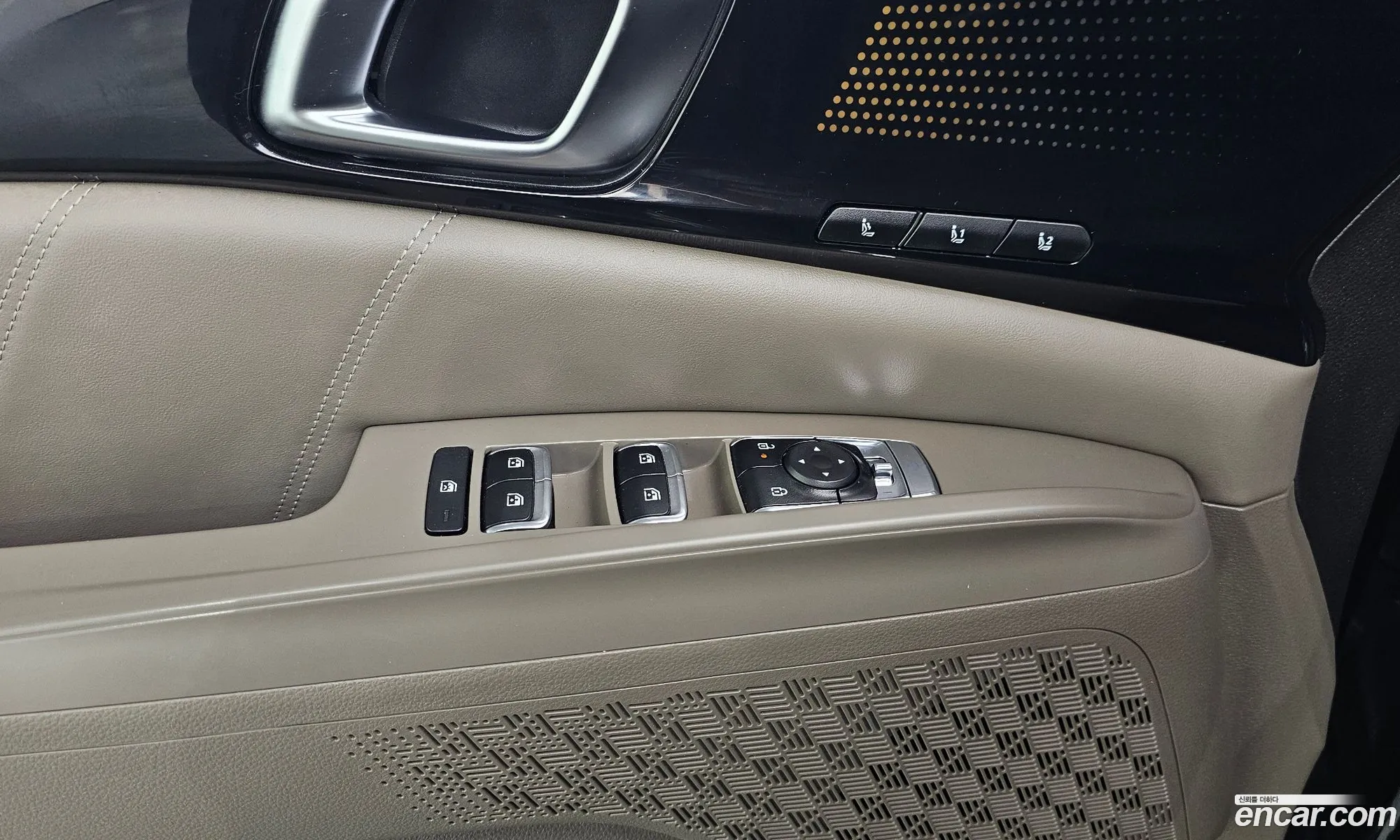 Kia Carnival 2024 — 18
