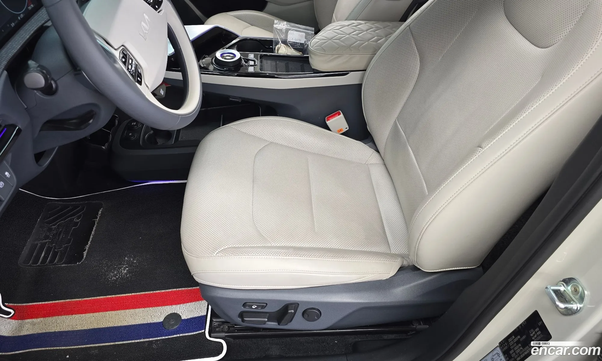 Kia EV6 2022 KNAC381AFNA067524 — 11