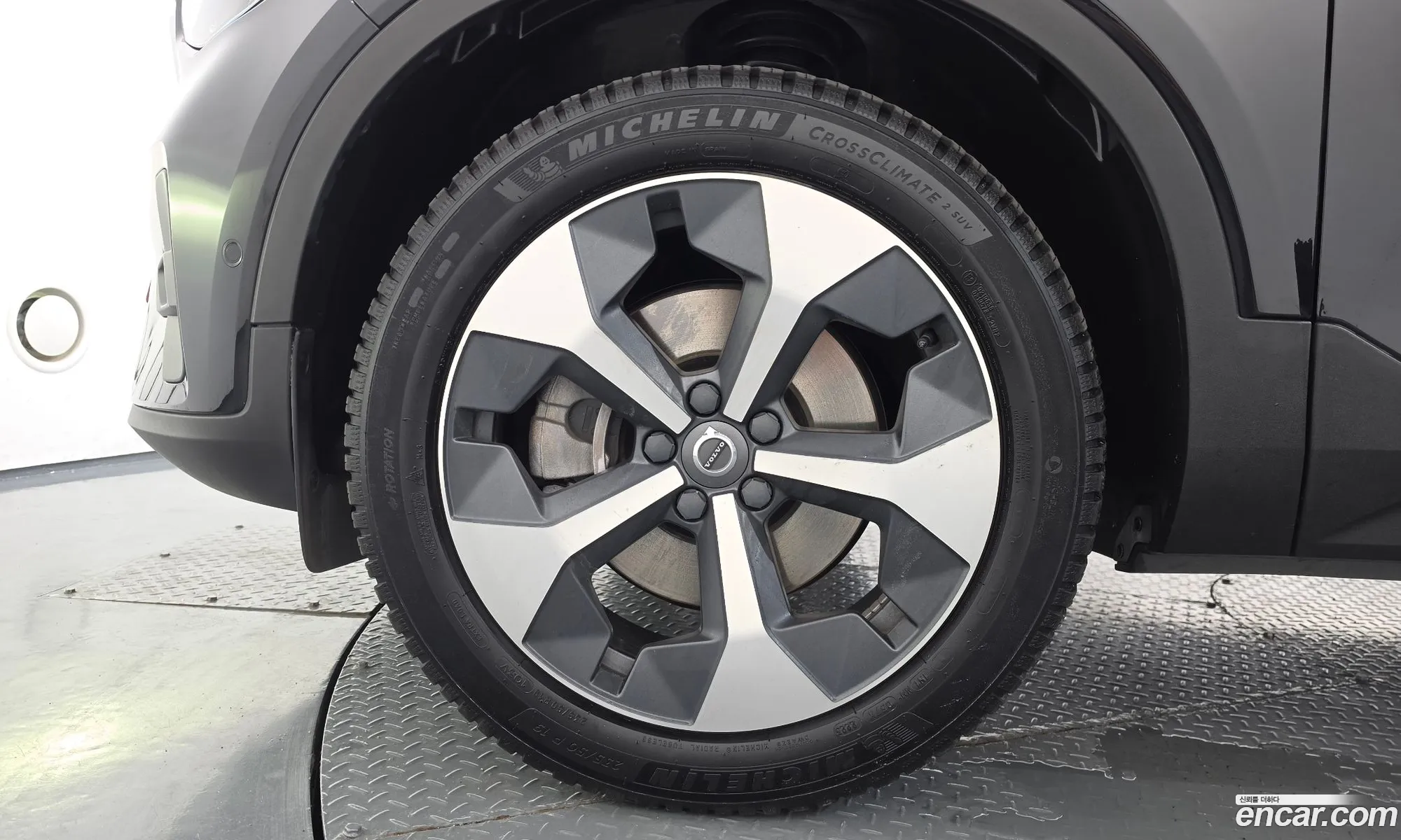 Volvo XC40 2023 — 29