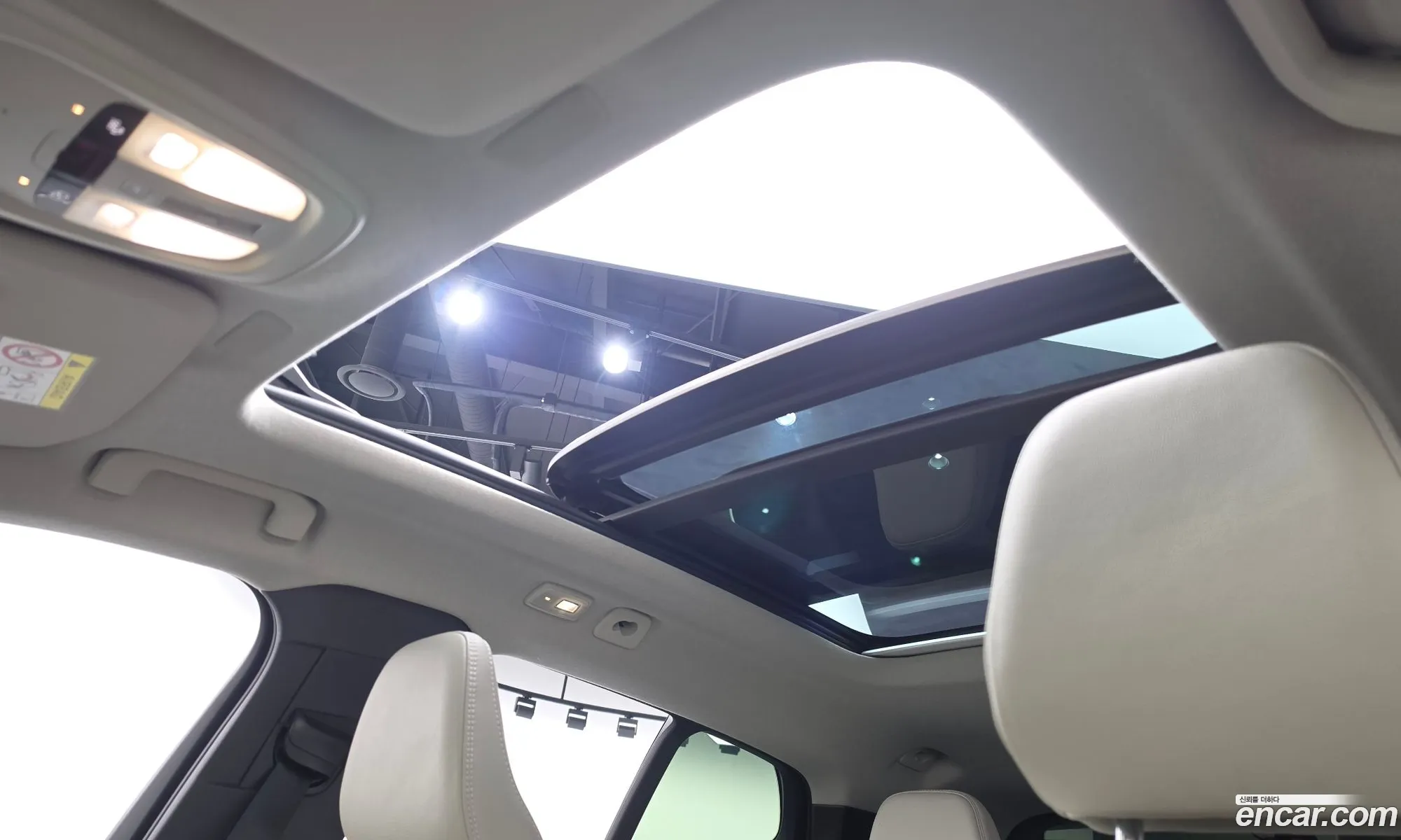 Volvo XC40 2023 — 11