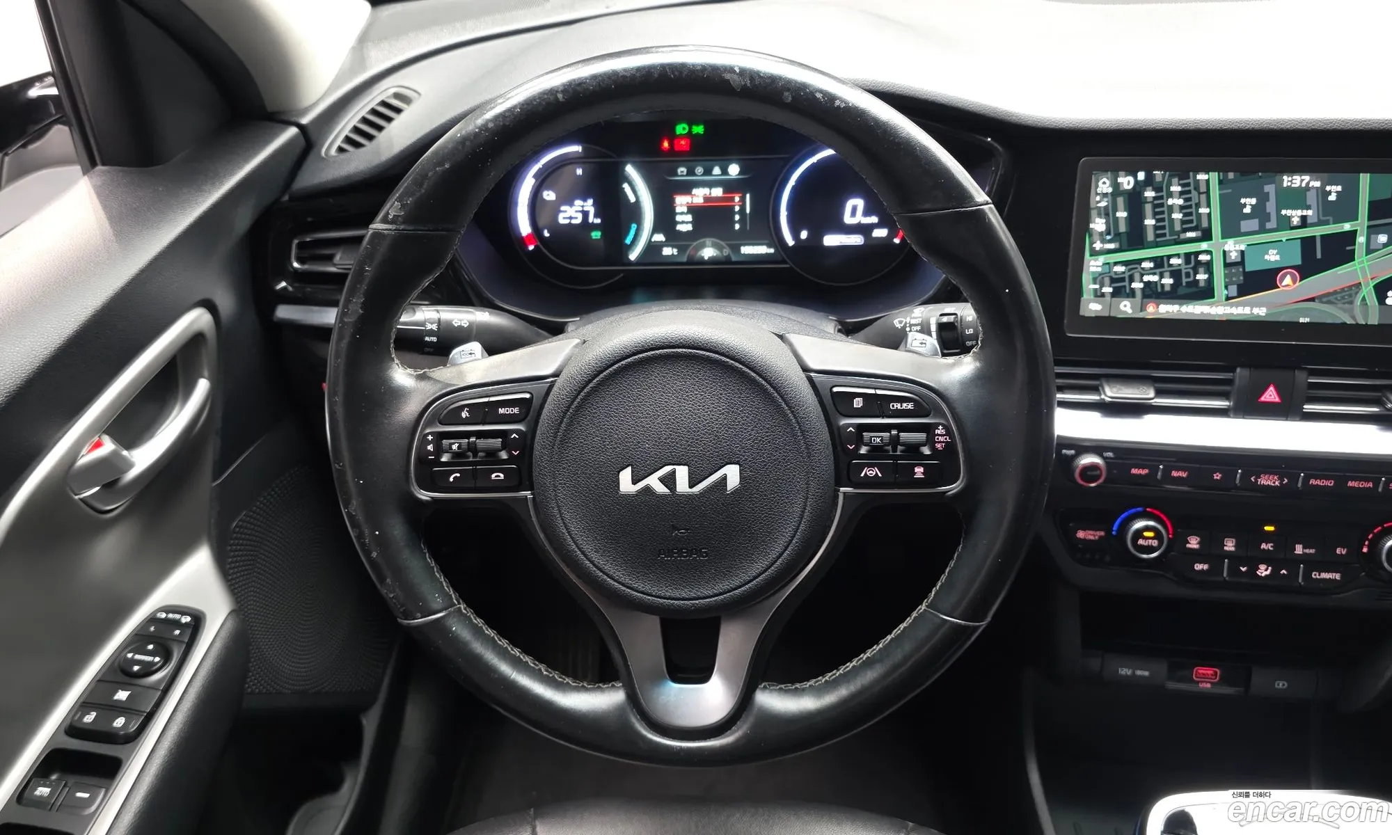 Kia Niro Plus 2022 — 8