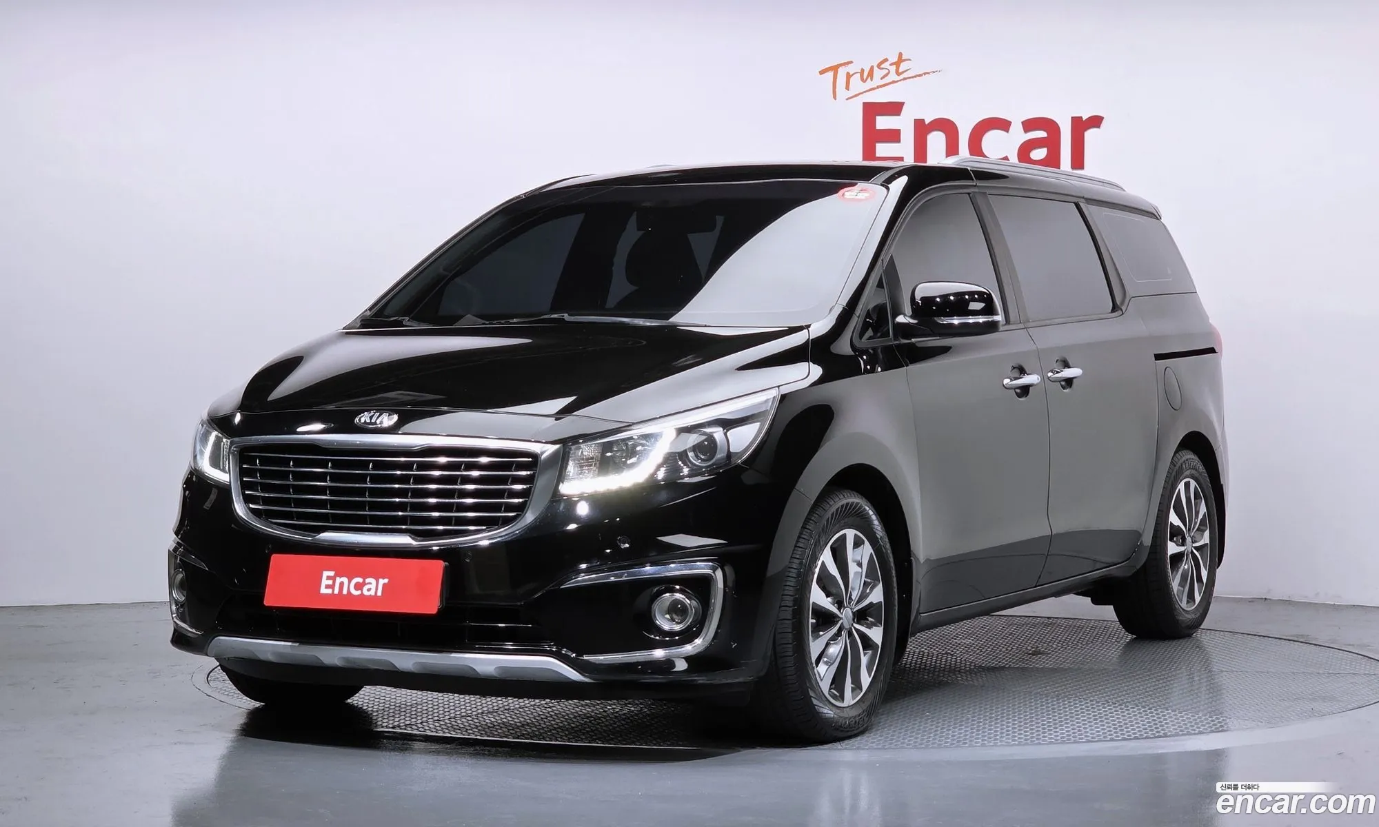Kia Carnival 2018 KNAMB81ABJS423904 — 5