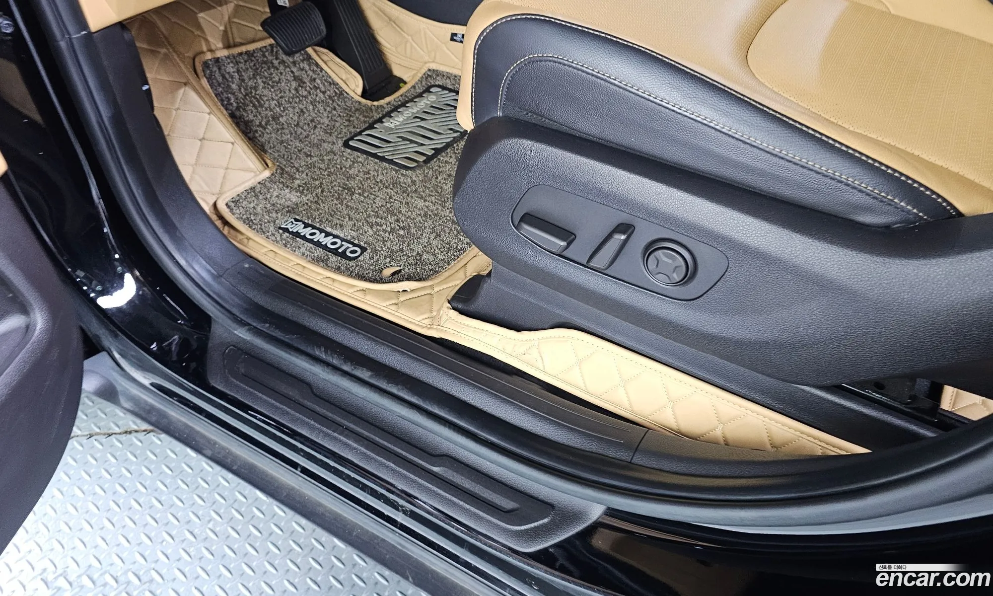 Kia Carnival 2021 KNANE81BBMS038053 — 9