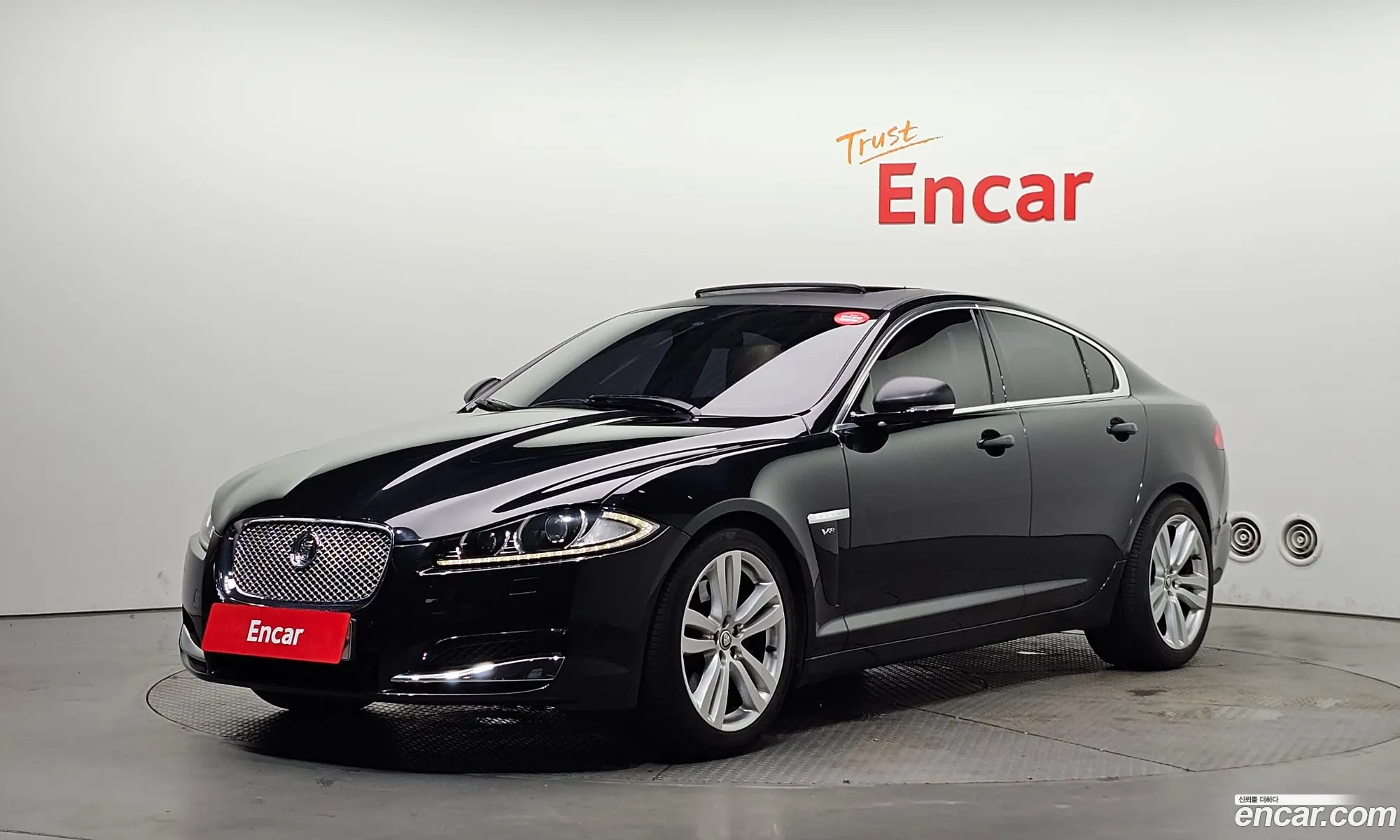 Jaguar XF 2012 — 20