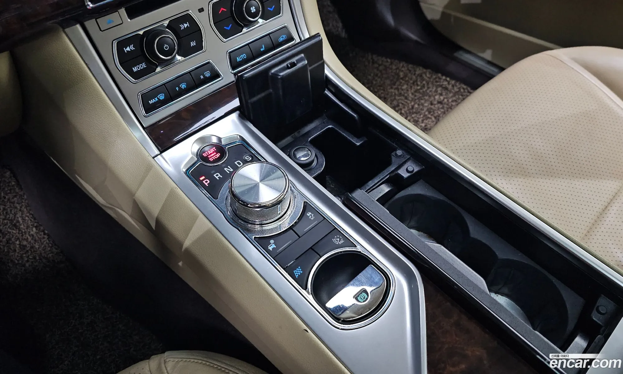 Jaguar XF 2012 — 4