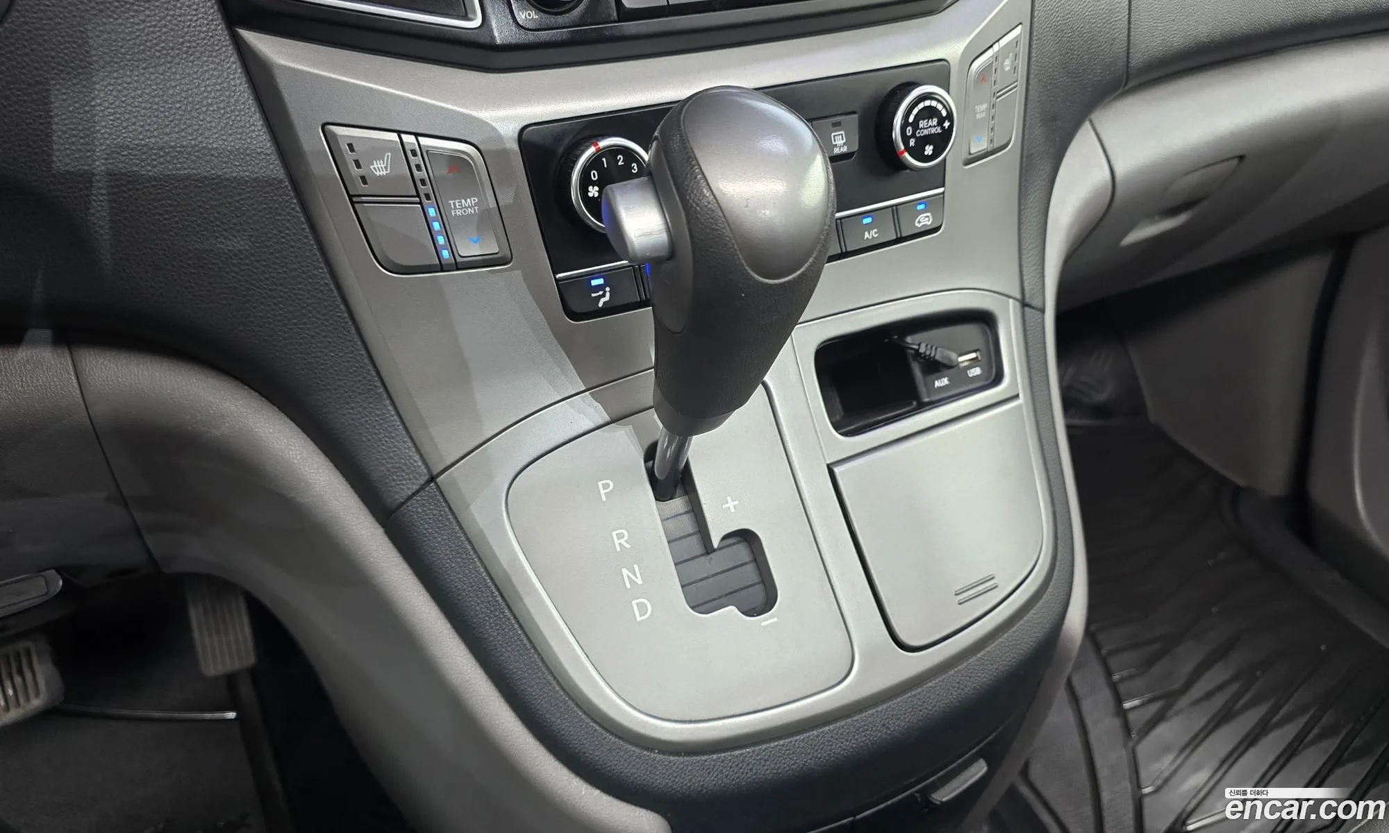 Hyundai Grand Starex 2016 — 2
