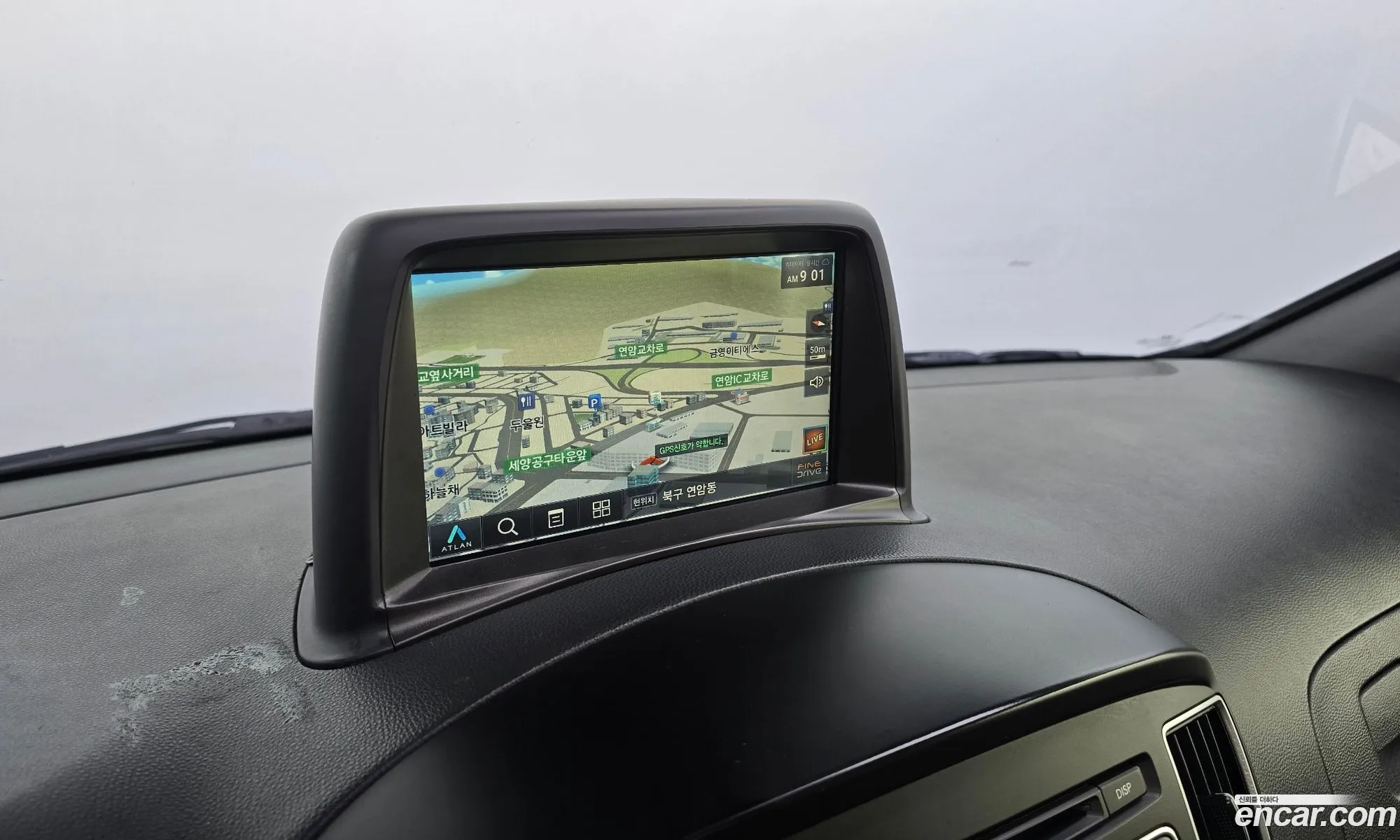 Hyundai Grand Starex 2016 — 18