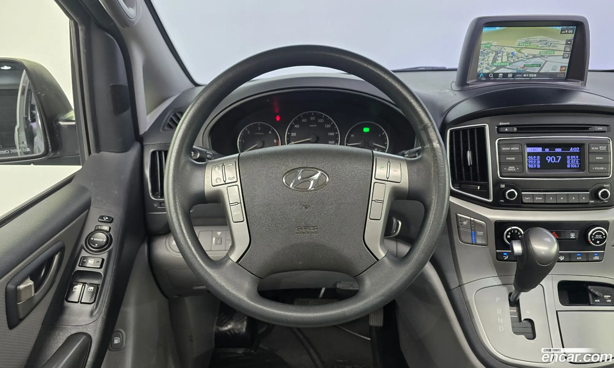 Hyundai Grand Starex 2016 — 17