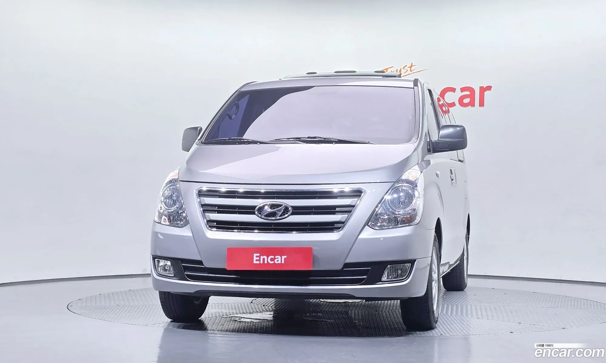 Hyundai Grand Starex 2016 — 12
