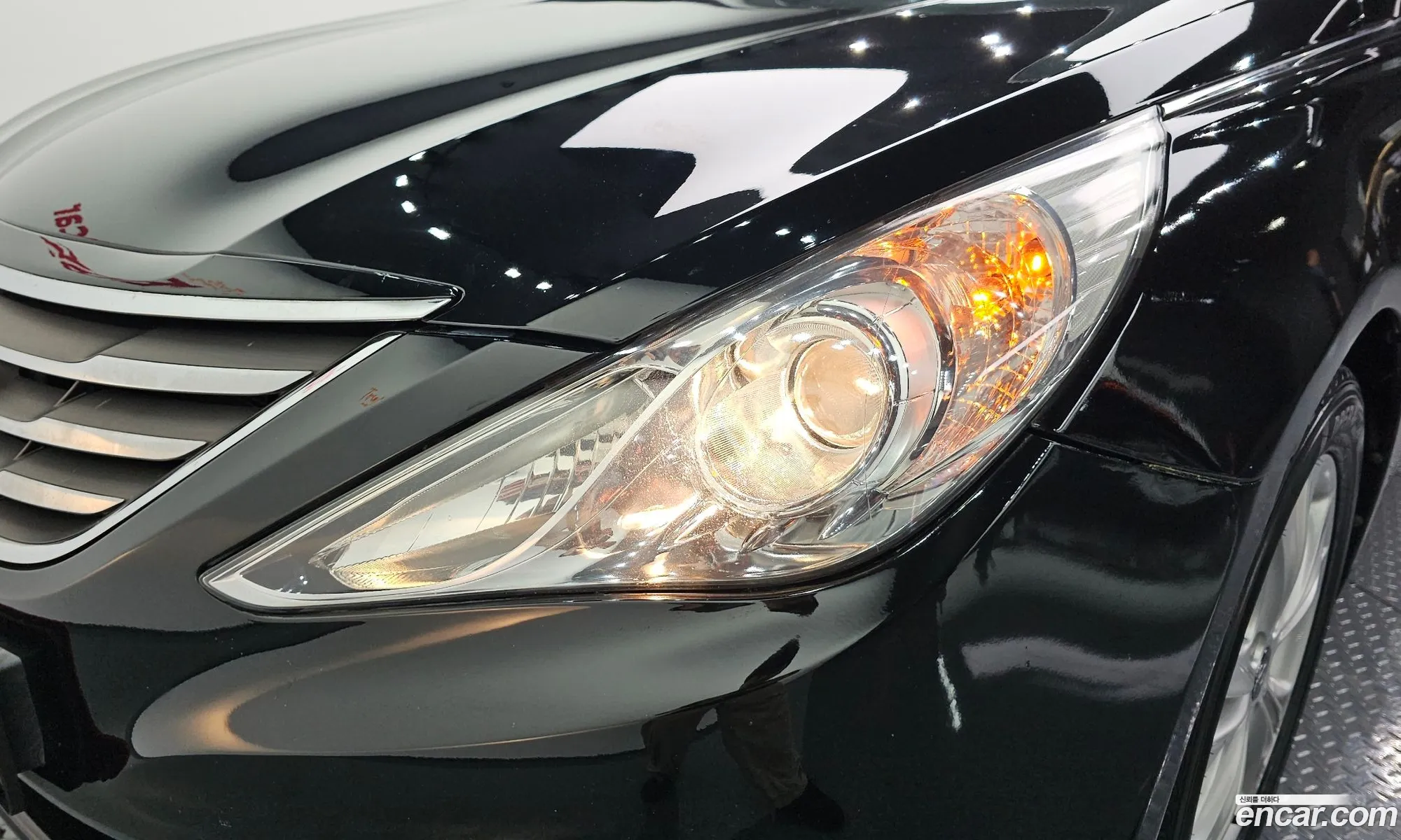 Hyundai YF Sonata 2012 KMHEC41ABCA427503 — 24