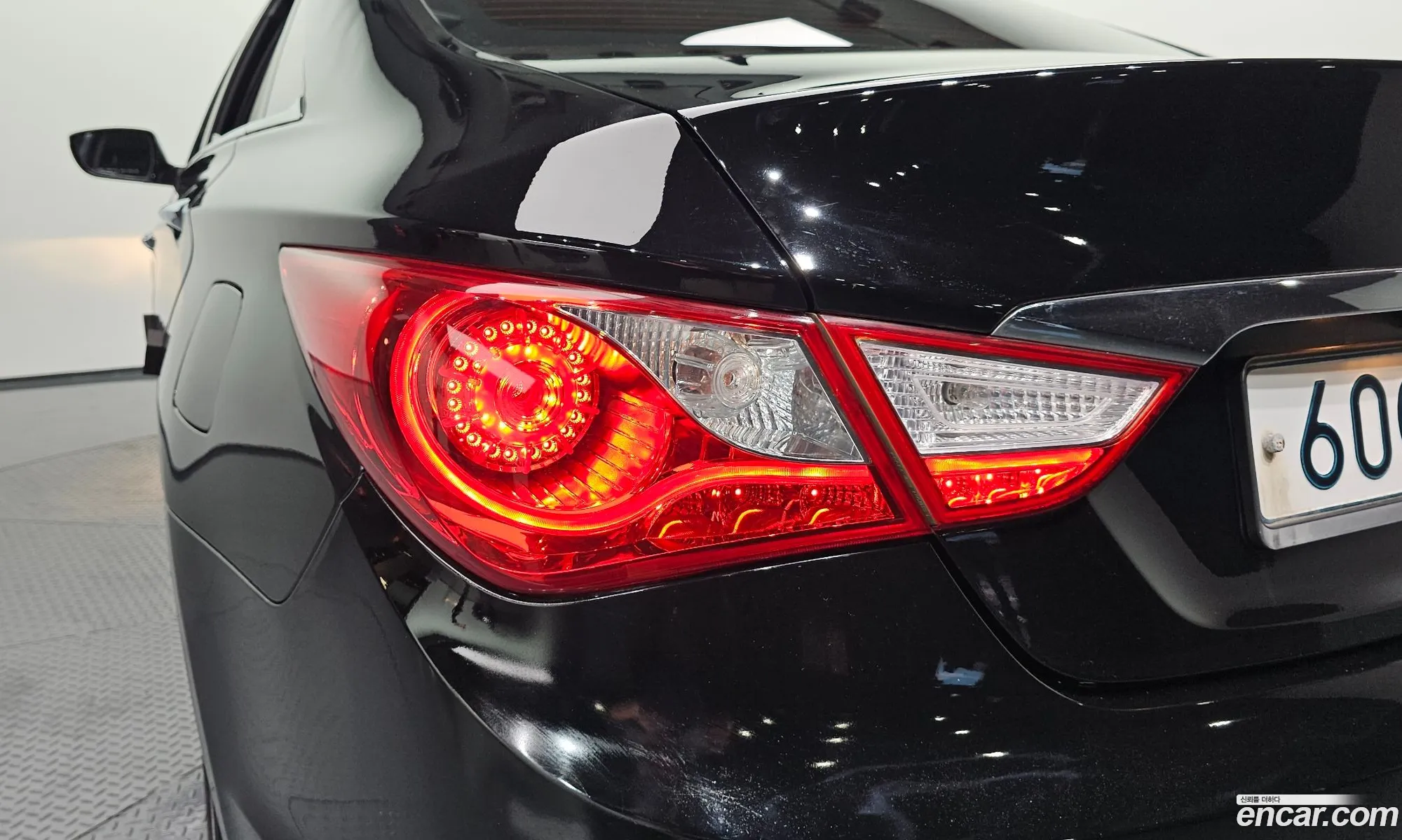 Hyundai YF Sonata 2012 KMHEC41ABCA427503 — 6