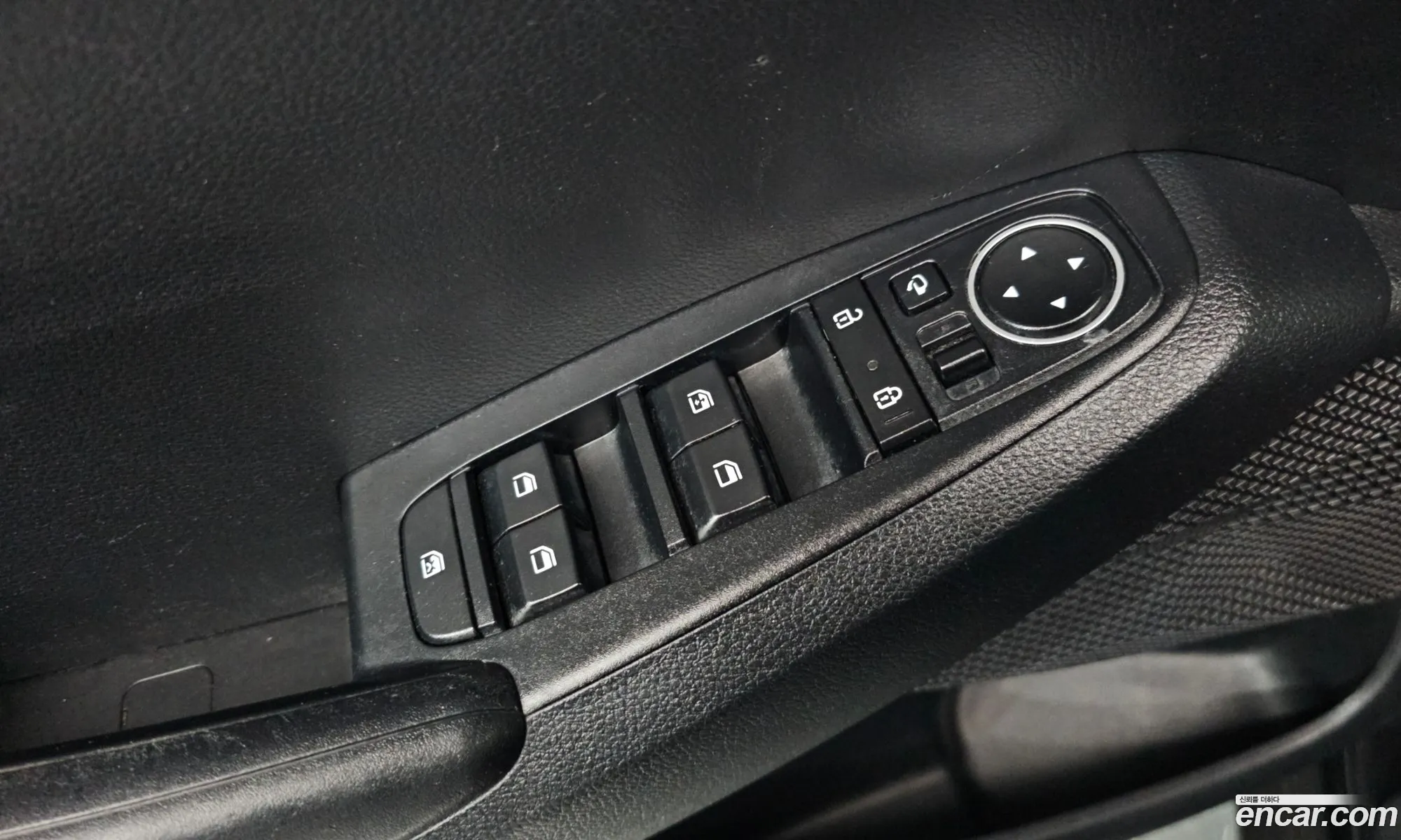 Kia Seltos 2021 KNAER812GNK252445 — 17