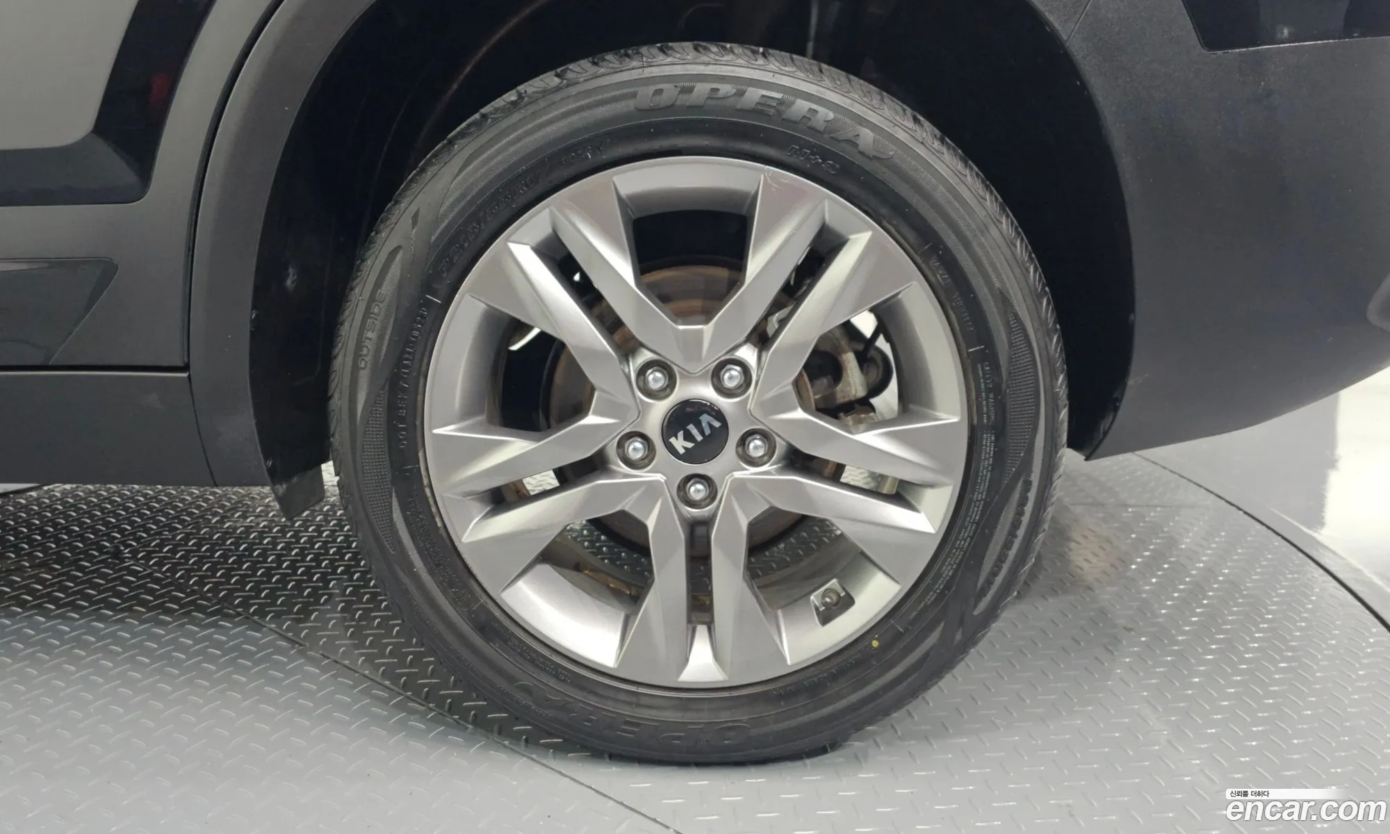 Kia Seltos 2021 KNAER812GNK252445 — 25