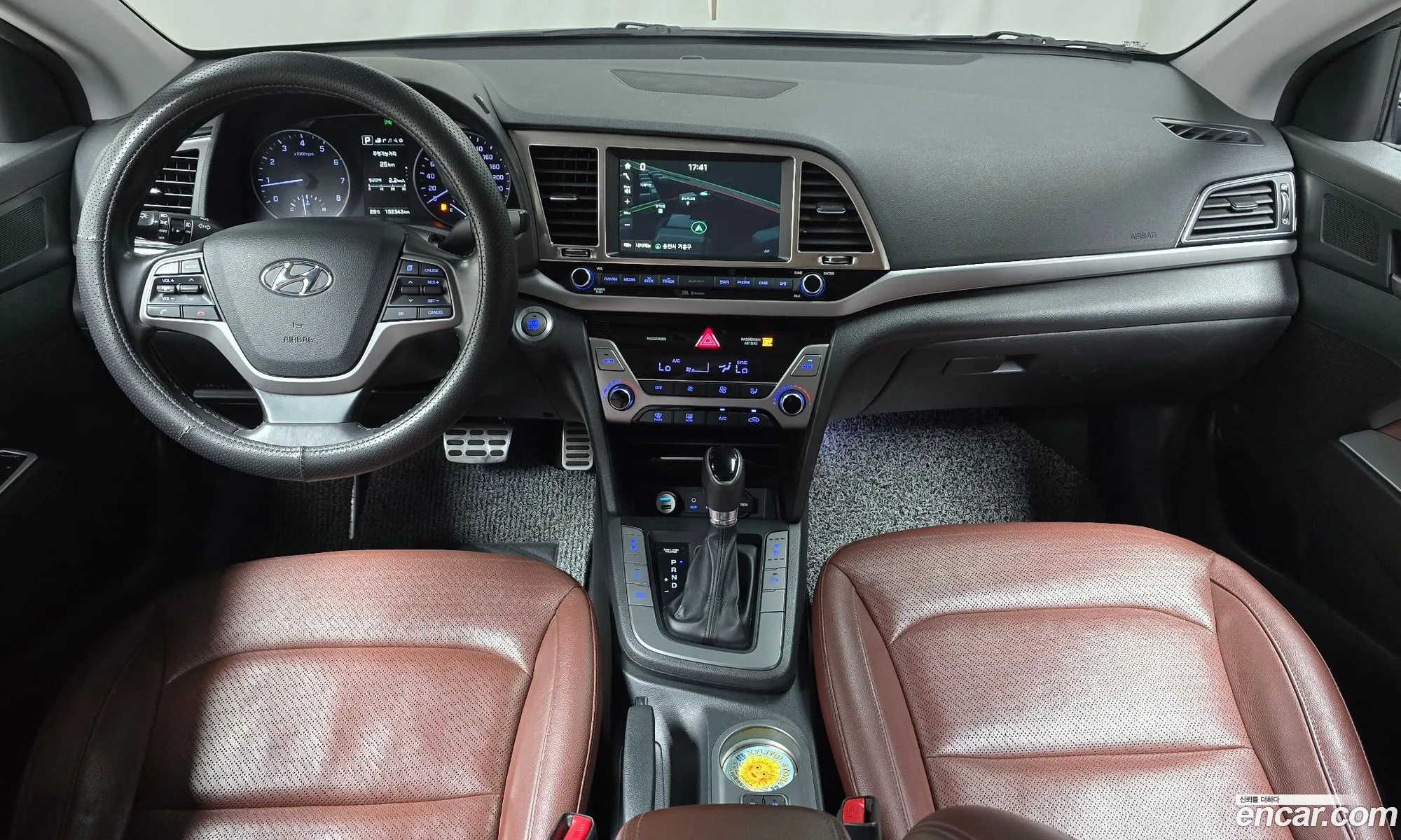 Hyundai Elantra AD 2015 — 20