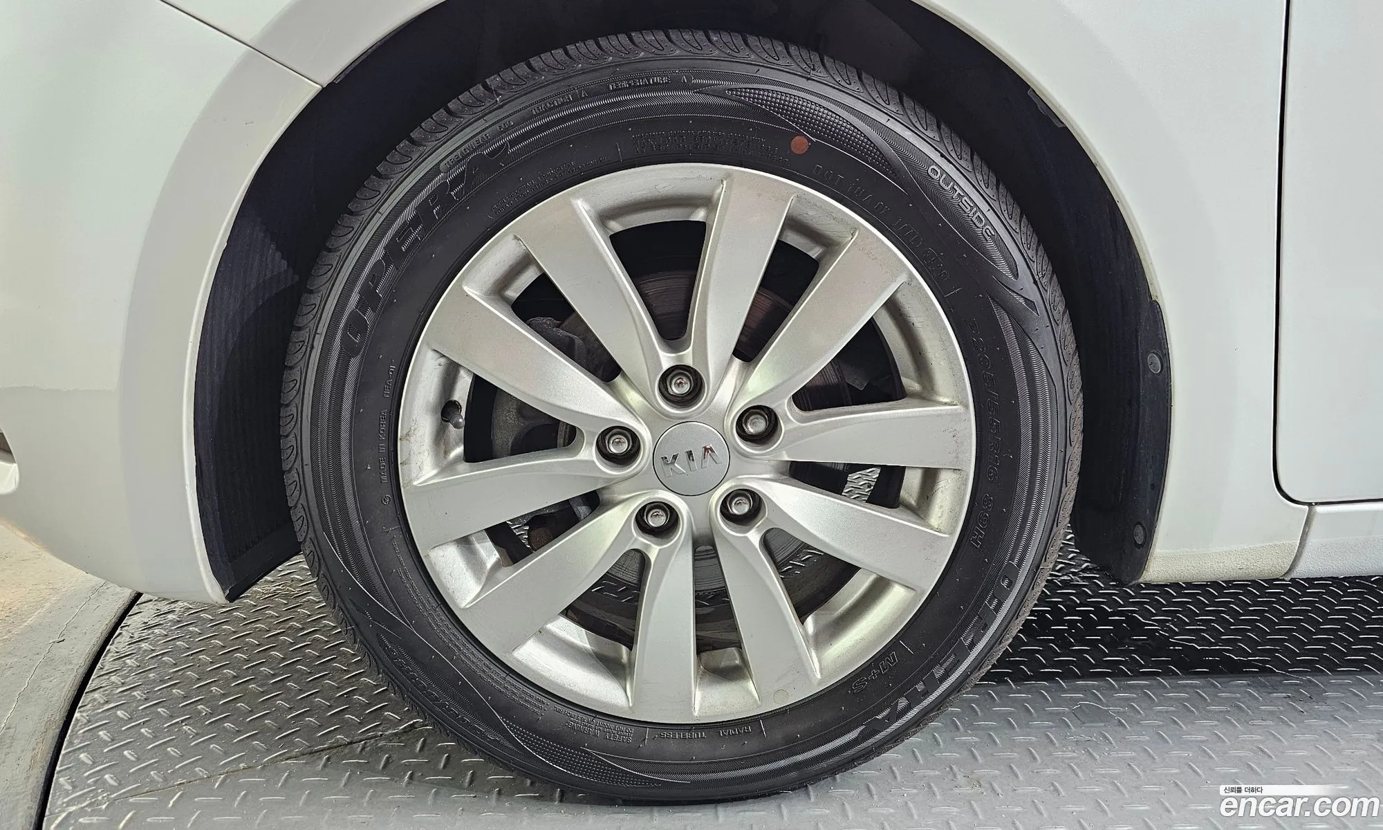 Kia K3 2012 — 6