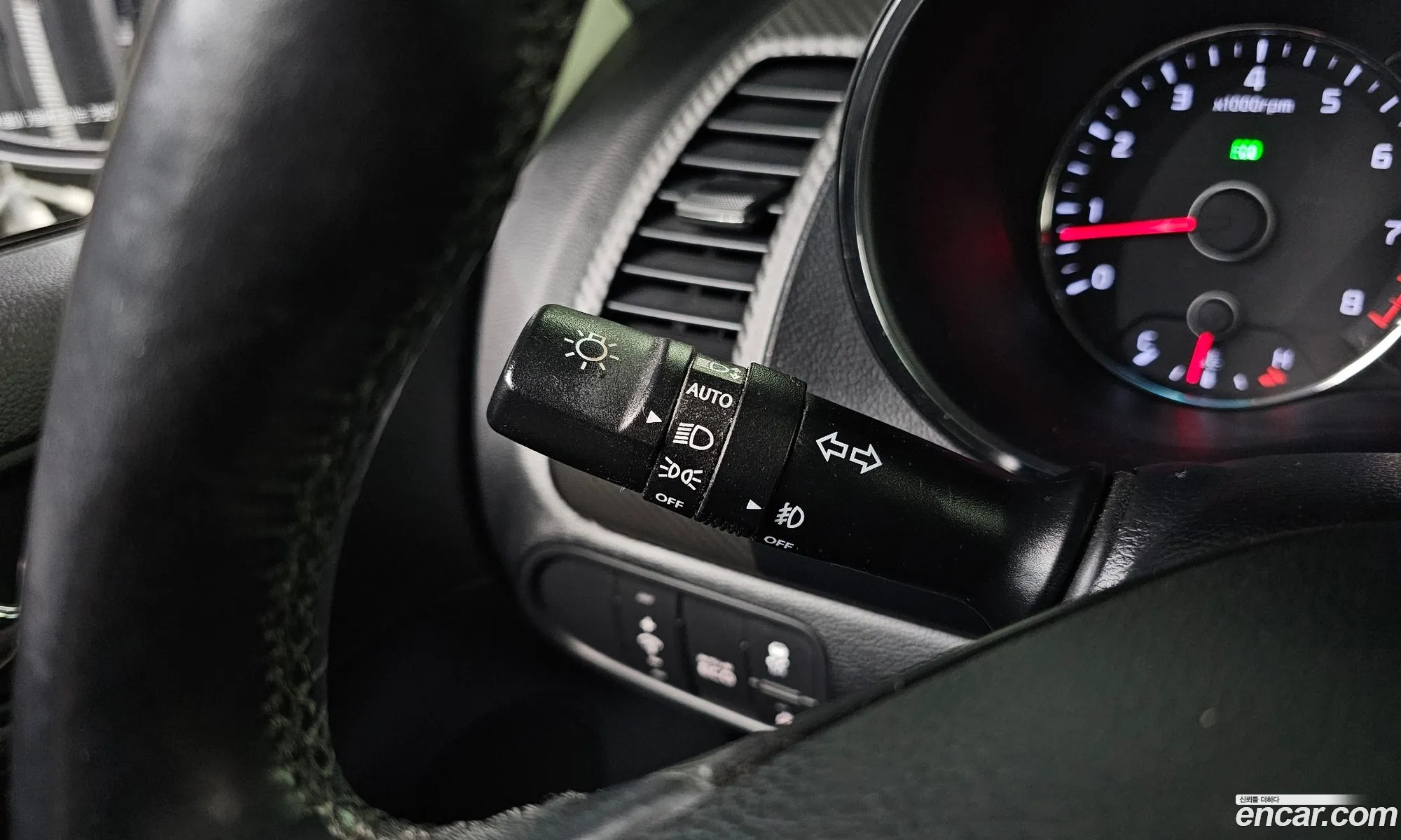 Kia K3 2012 — 4