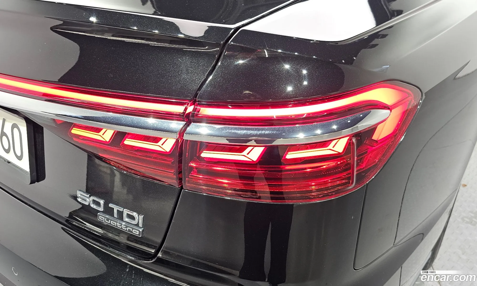 Audi A8 2021 WAUZZZF84MN001768 — 30