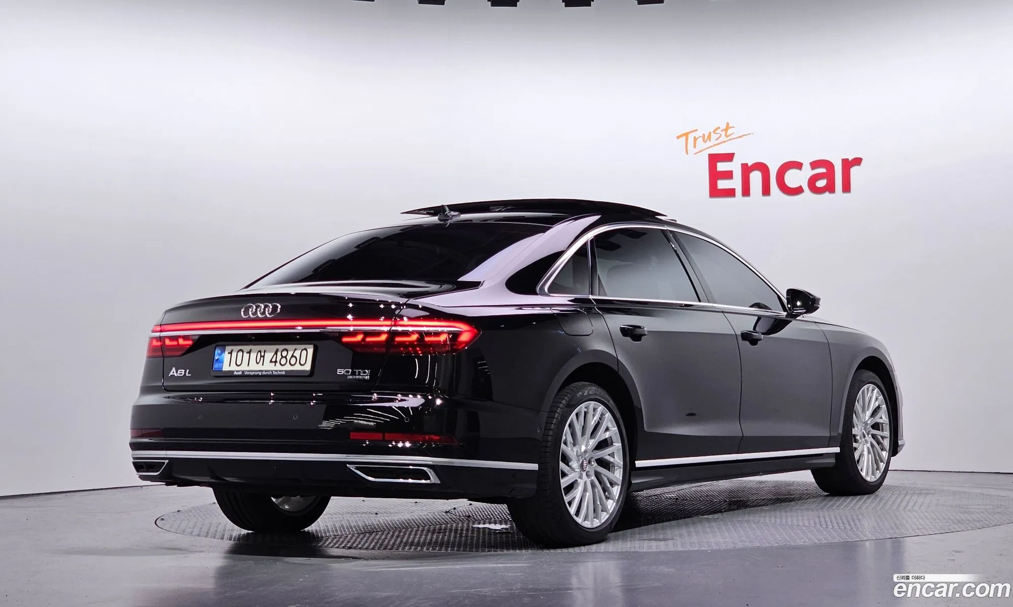 Audi A8 2021 WAUZZZF84MN001768 — 6