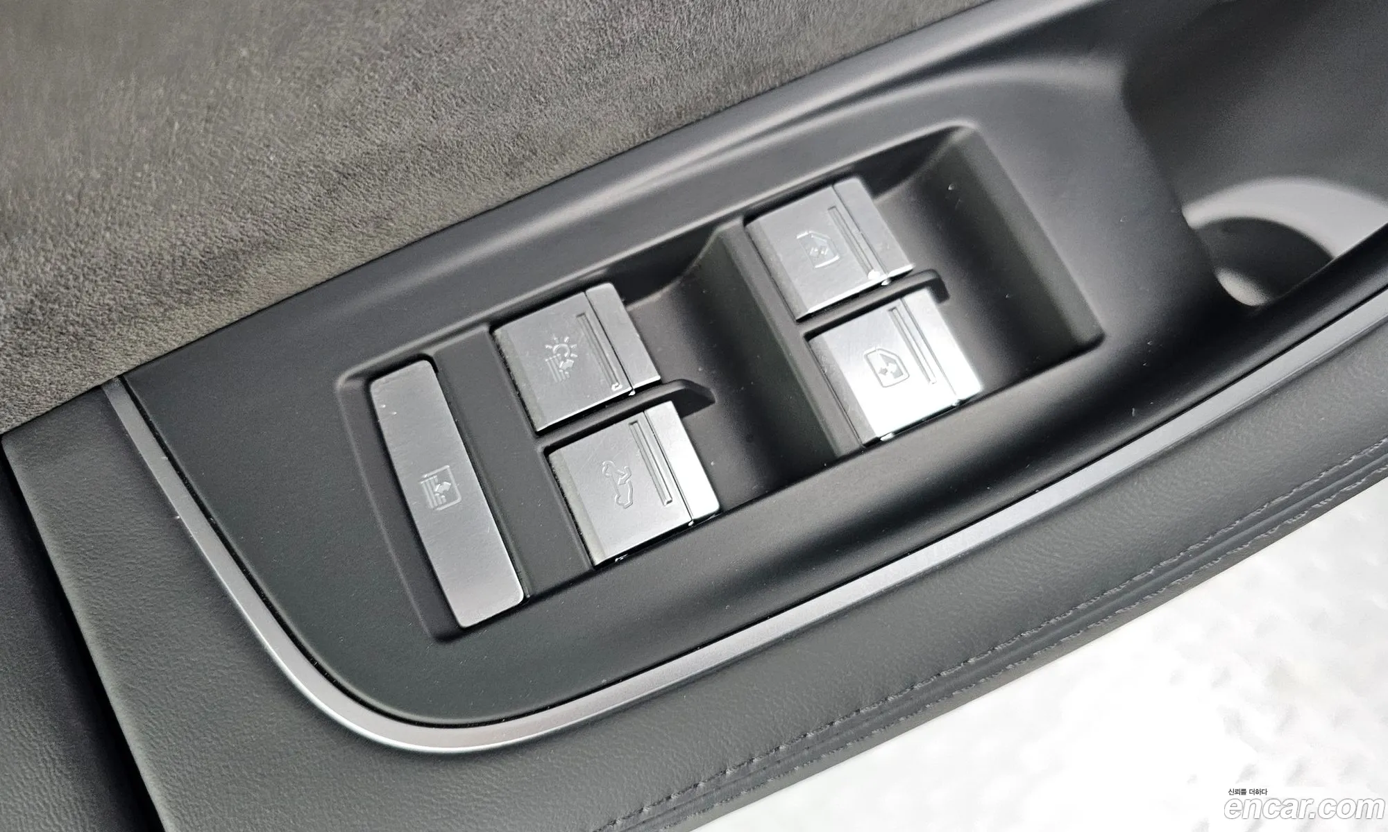 Audi A8 2021 WAUZZZF84MN001768 — 11