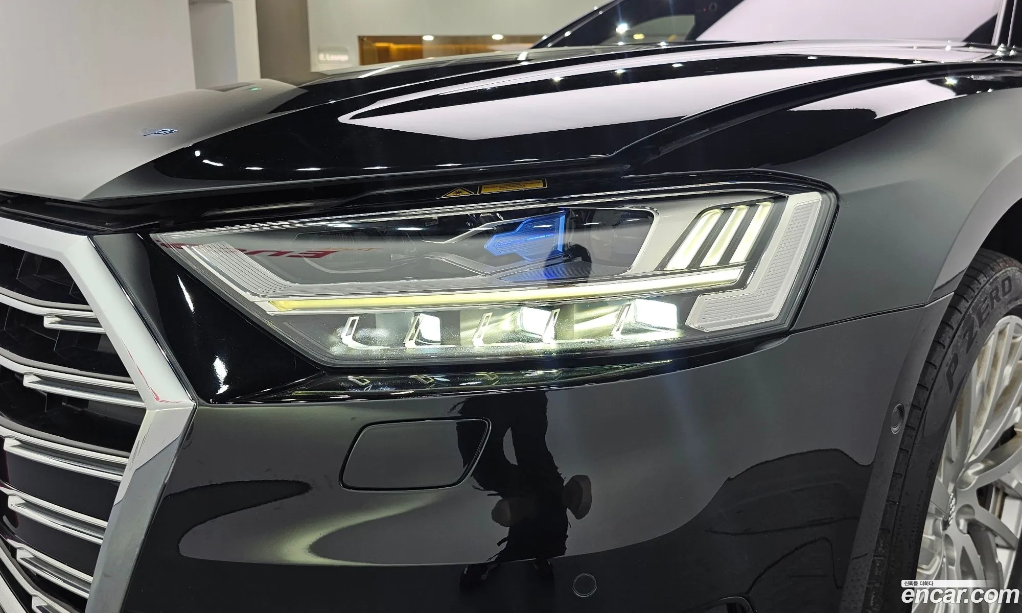 Audi A8 2021 WAUZZZF84MN001768 — 9