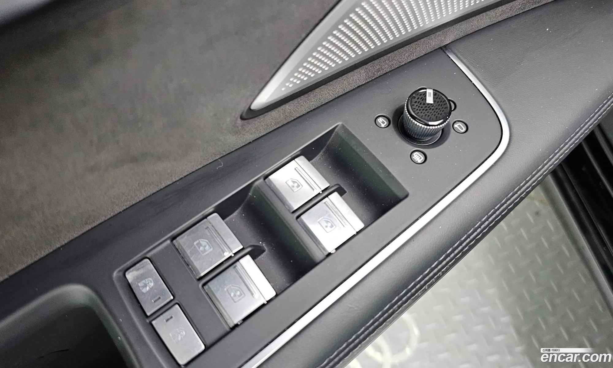 Audi A8 2021 WAUZZZF84MN001768 — 21