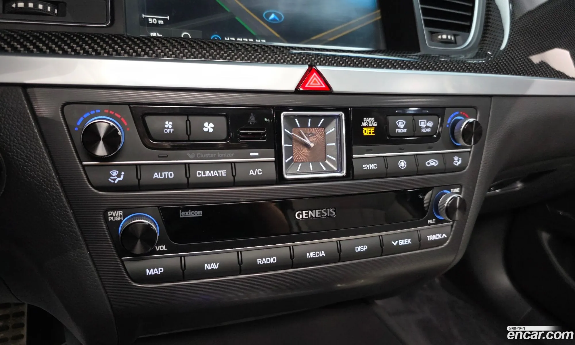 Genesis G80 2019 KMHGR41BDKU315727 — 29