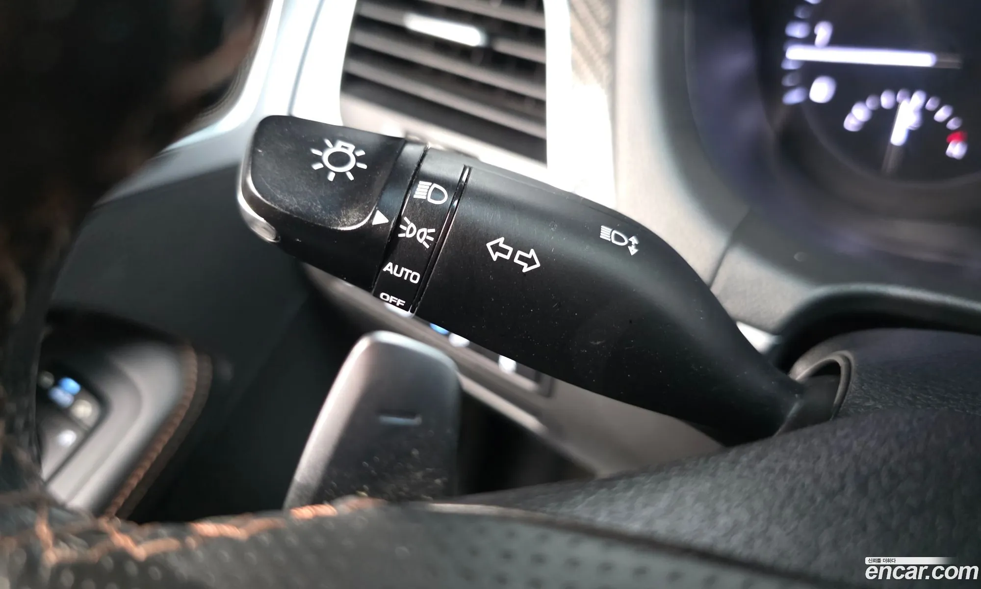 Genesis G80 2019 KMHGR41BDKU315727 — 23
