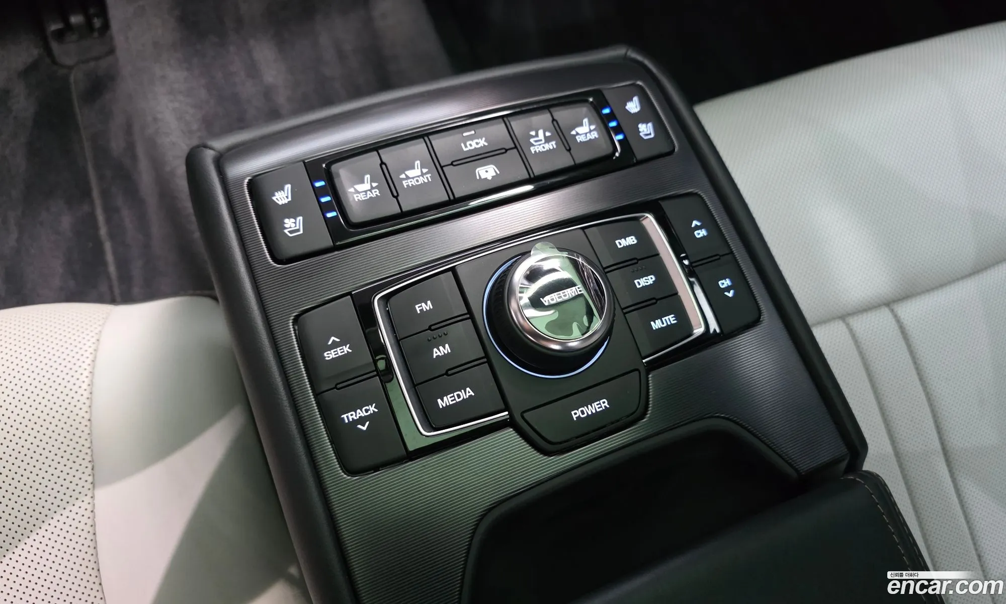 Genesis G80 2019 KMHGR41BDKU315727 — 20