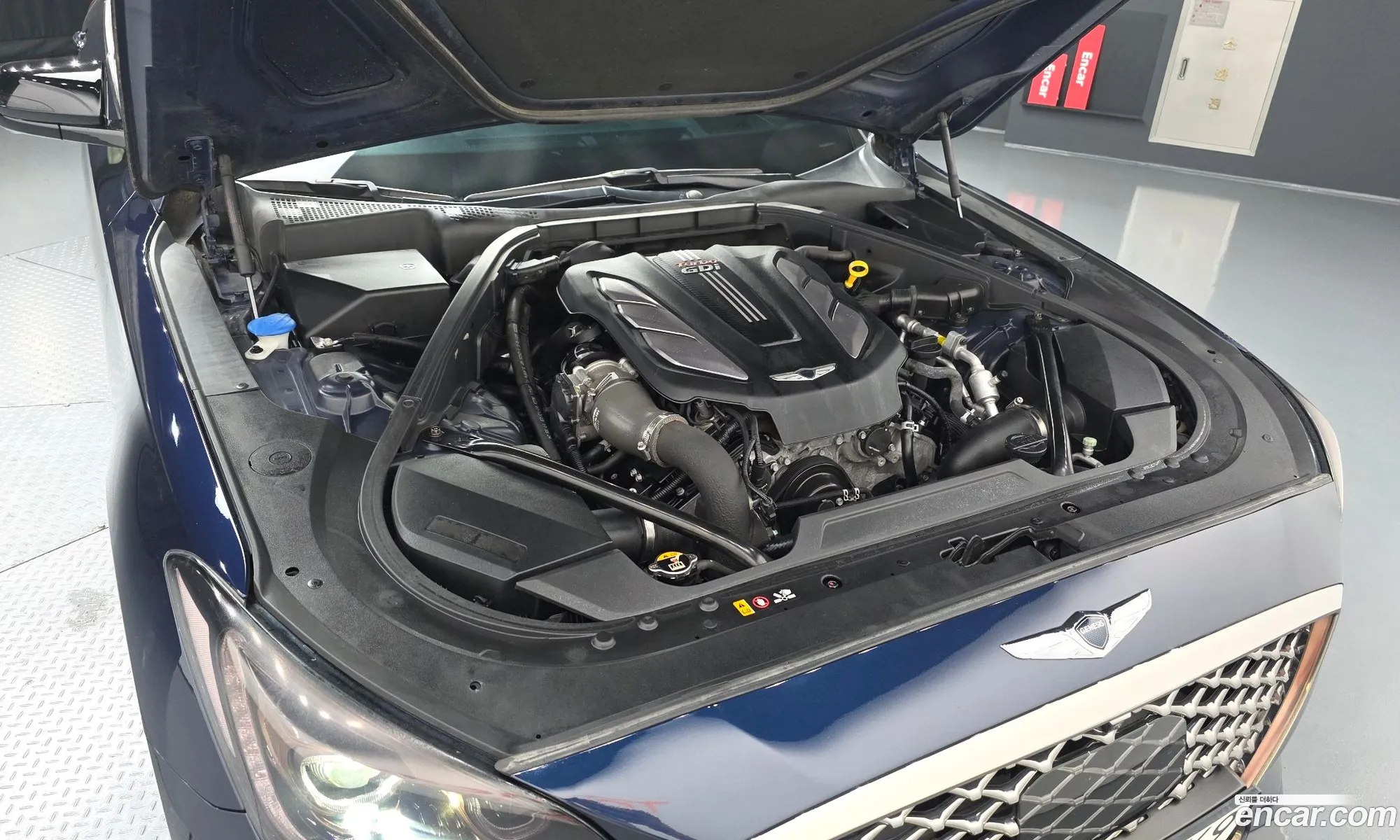 Genesis G80 2019 KMHGR41BDKU315727 — 7