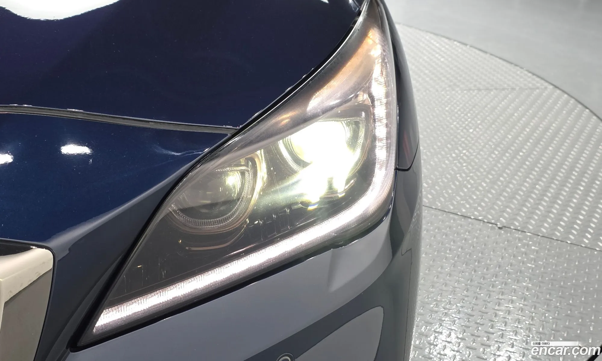 Genesis G80 2019 KMHGR41BDKU315727 — 32